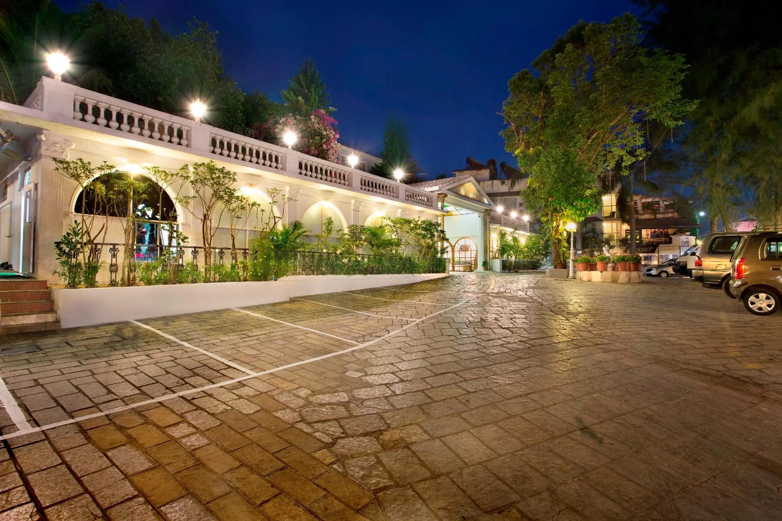 Facade/entrance in Avion Holiday Resort