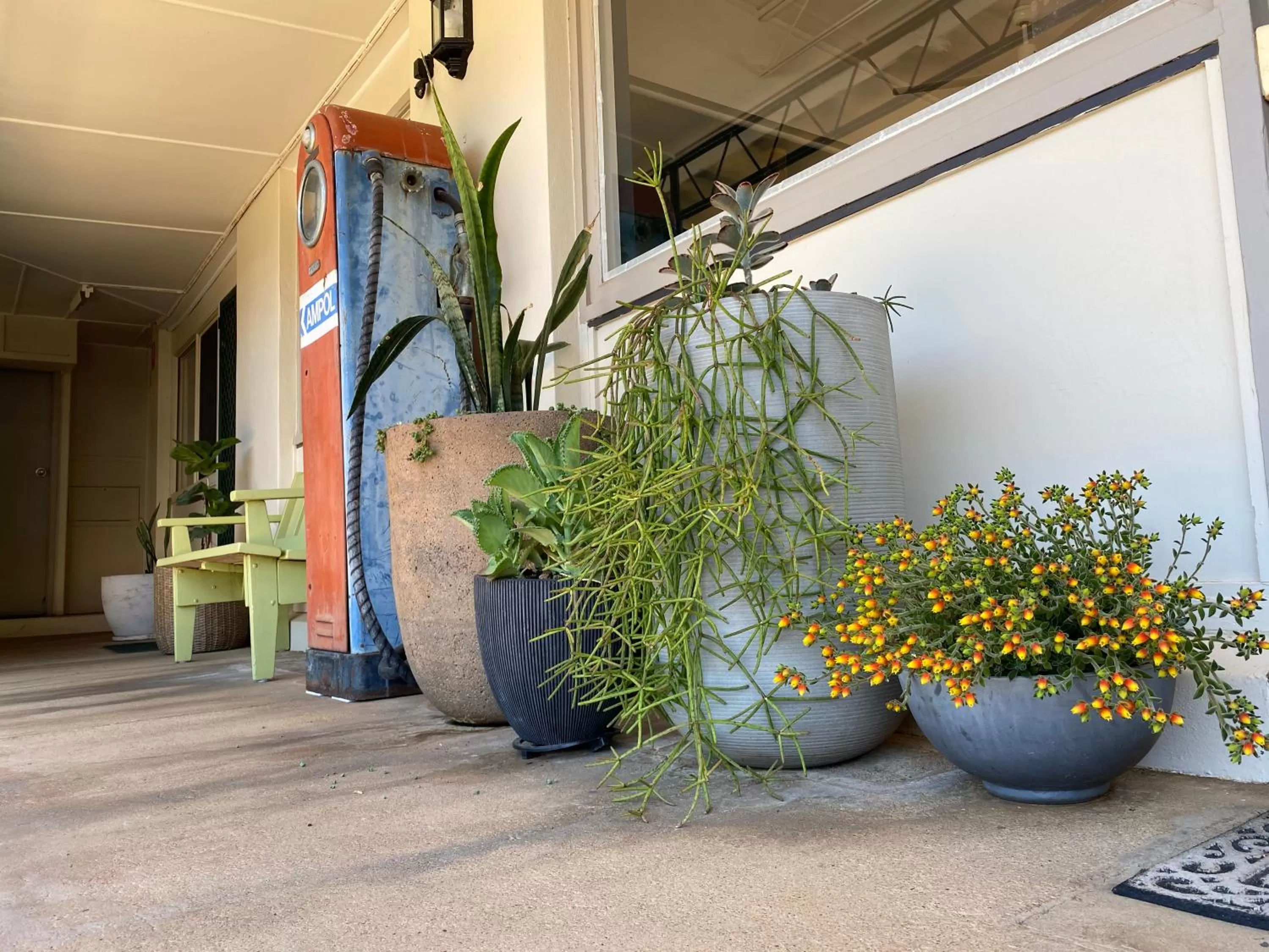 Property building in Ben Hall Motor Inn