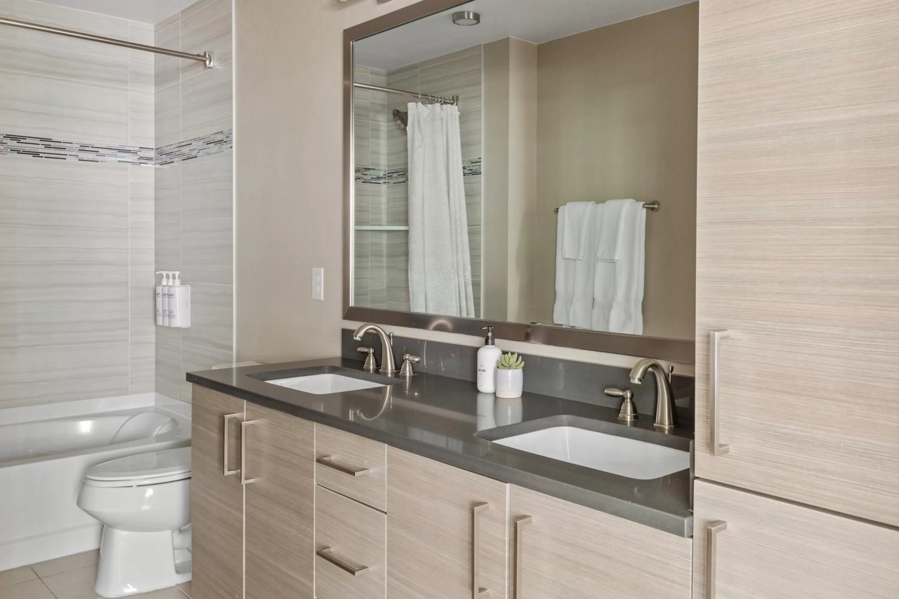 Bathroom in Kasa Union Station Denver