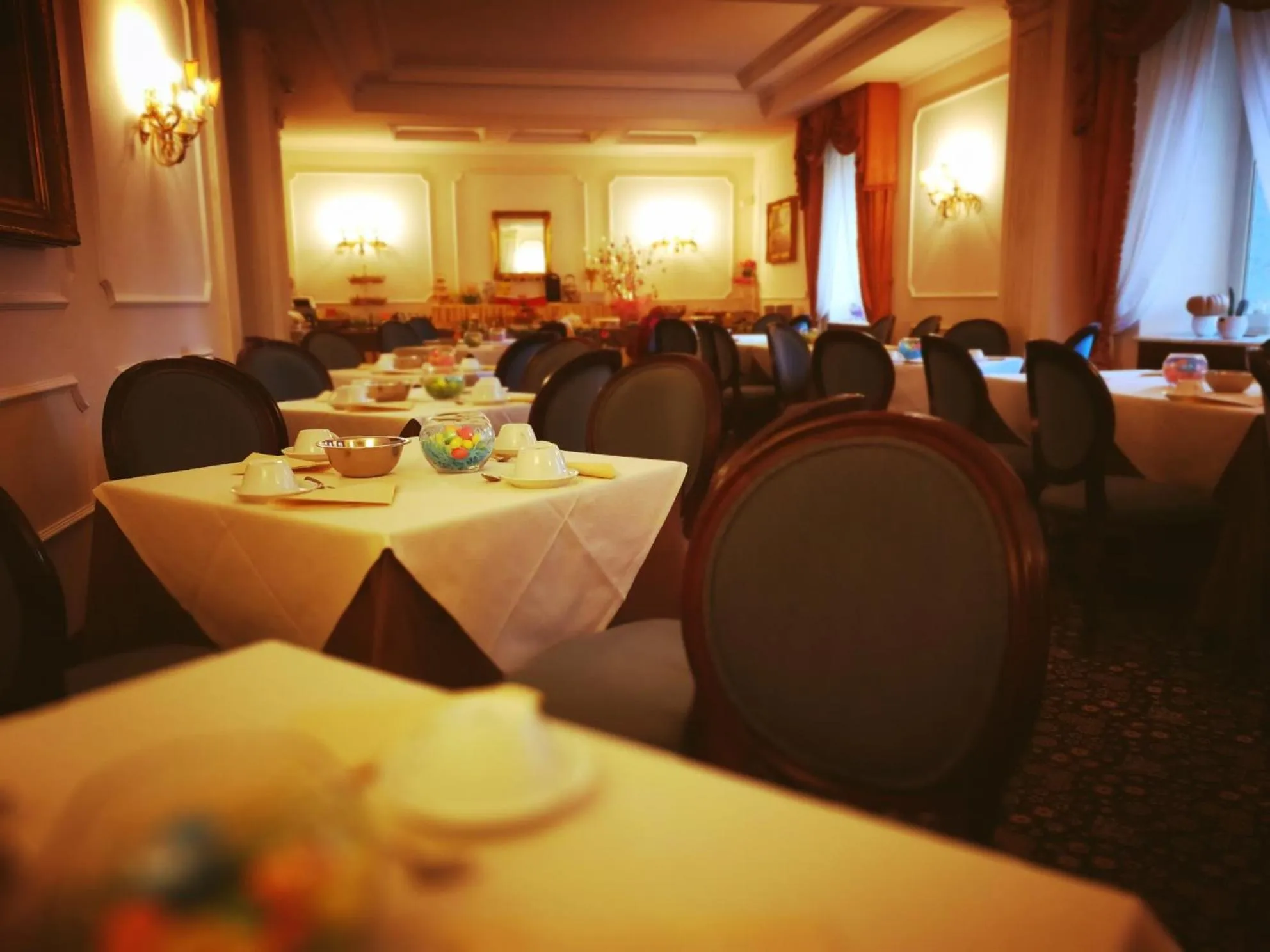 Buffet breakfast in Hotel Royal