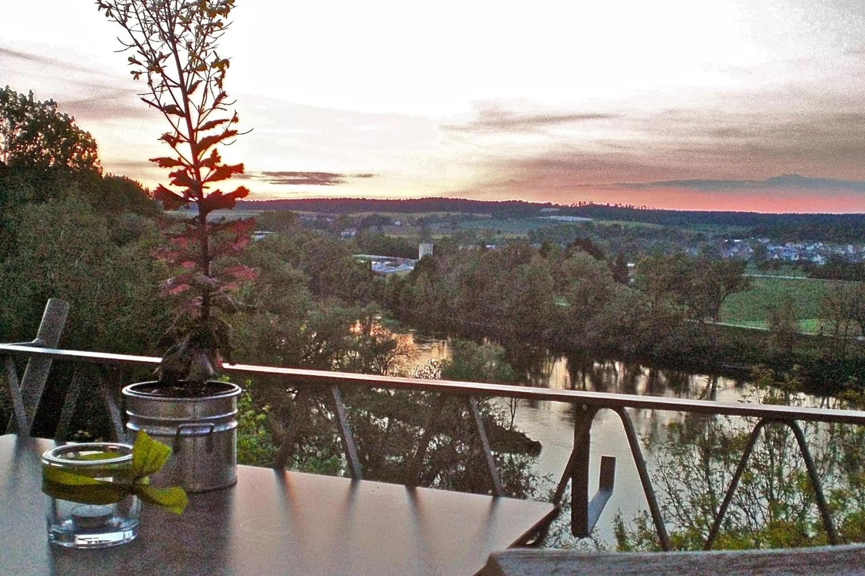 Balcony/Terrace in aussicht bio hotel restaurant cafe