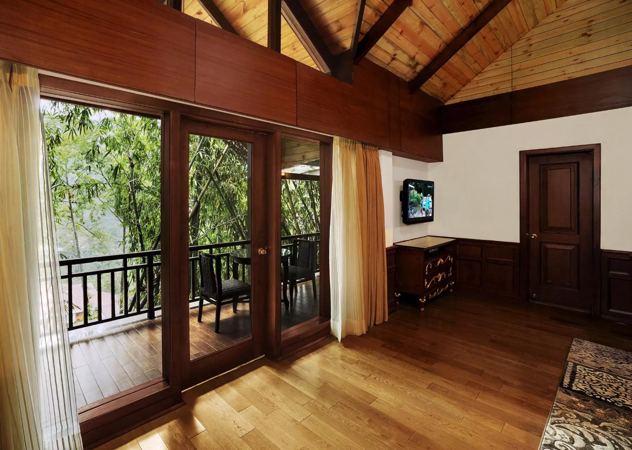 Day in Mayfair Spa Resort & Casino