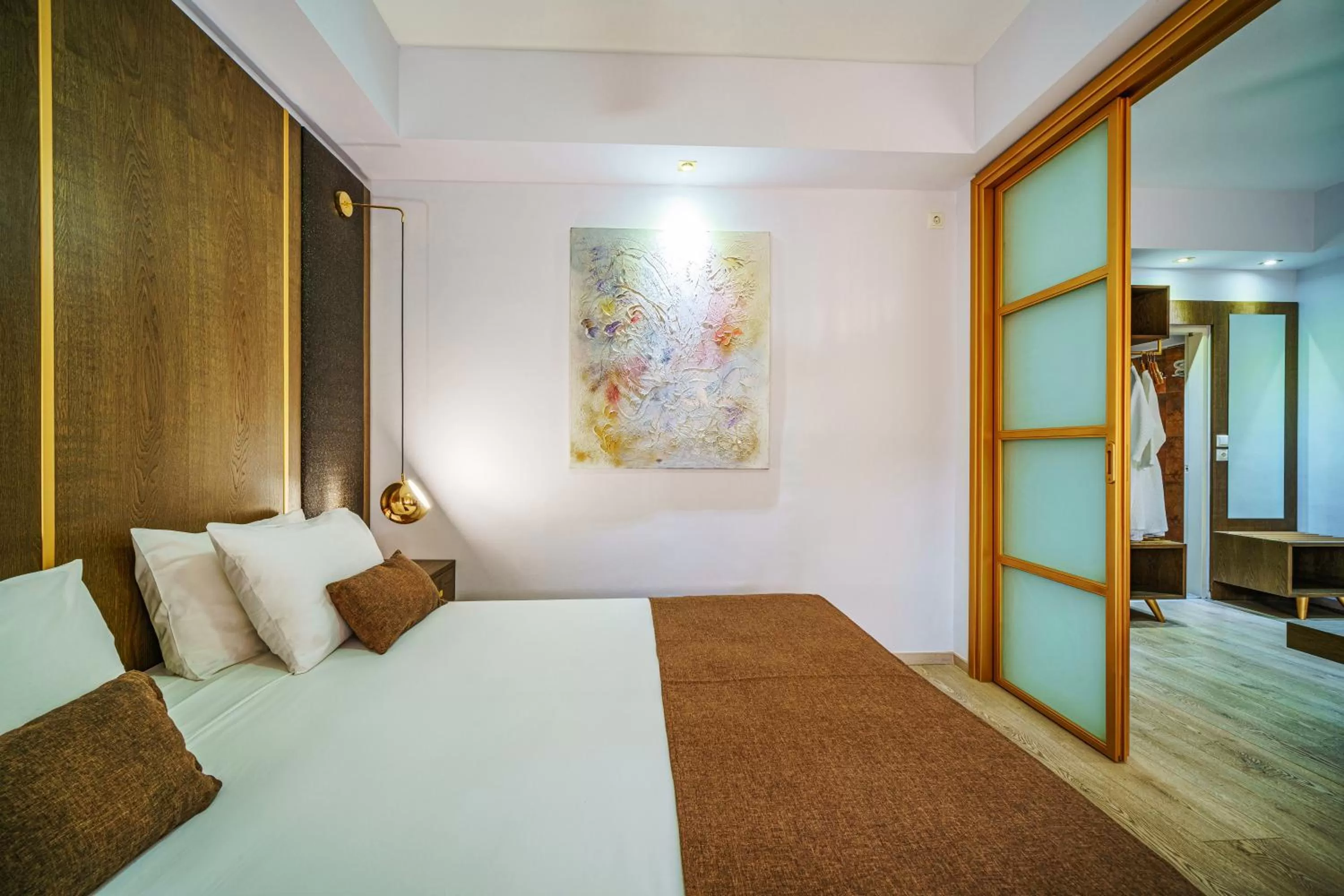 Bedroom, Bed in Capsis Hotel Thessaloniki