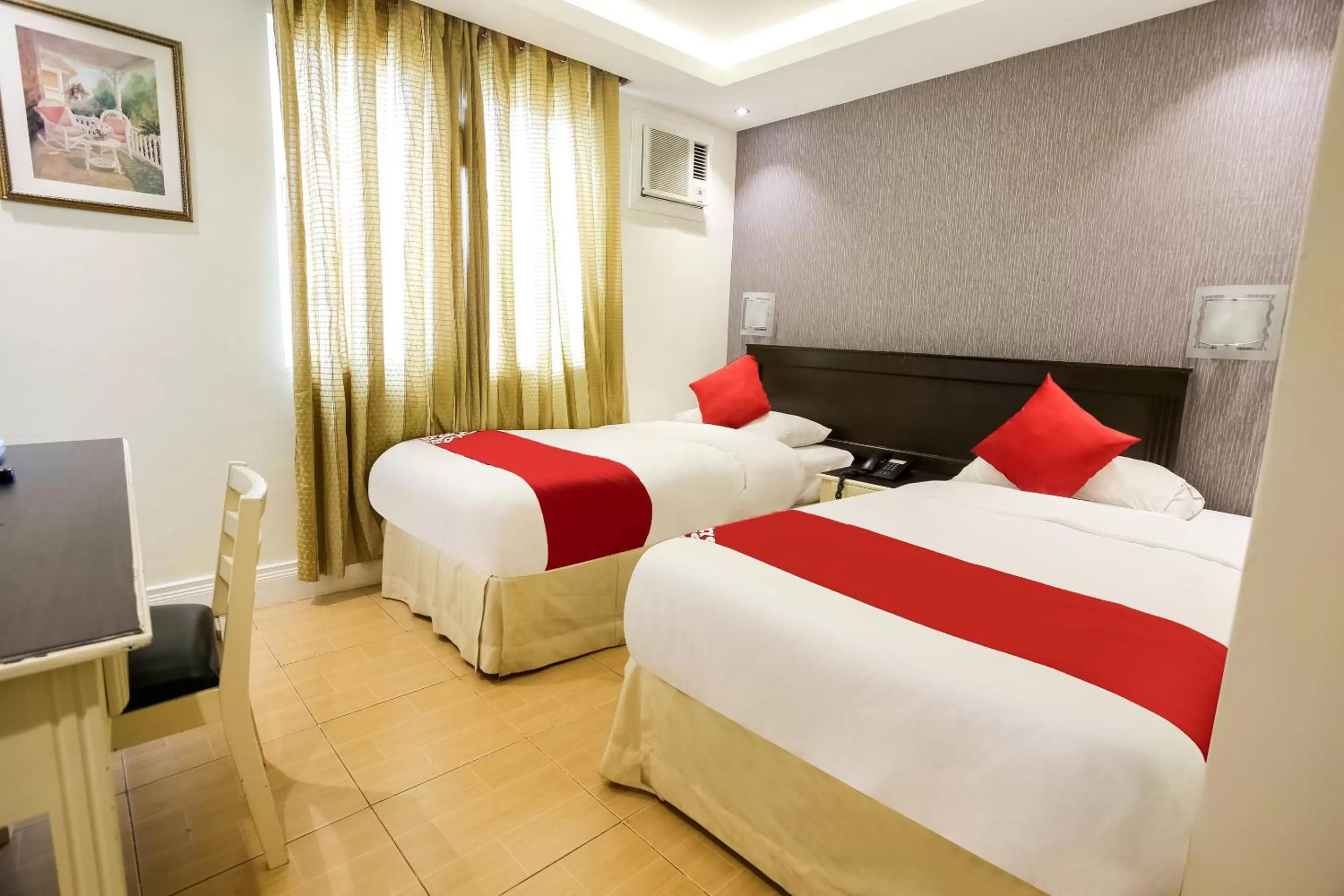 Photo of the whole room, Bed in Hotel Euroasia By BLUEBOOKERS