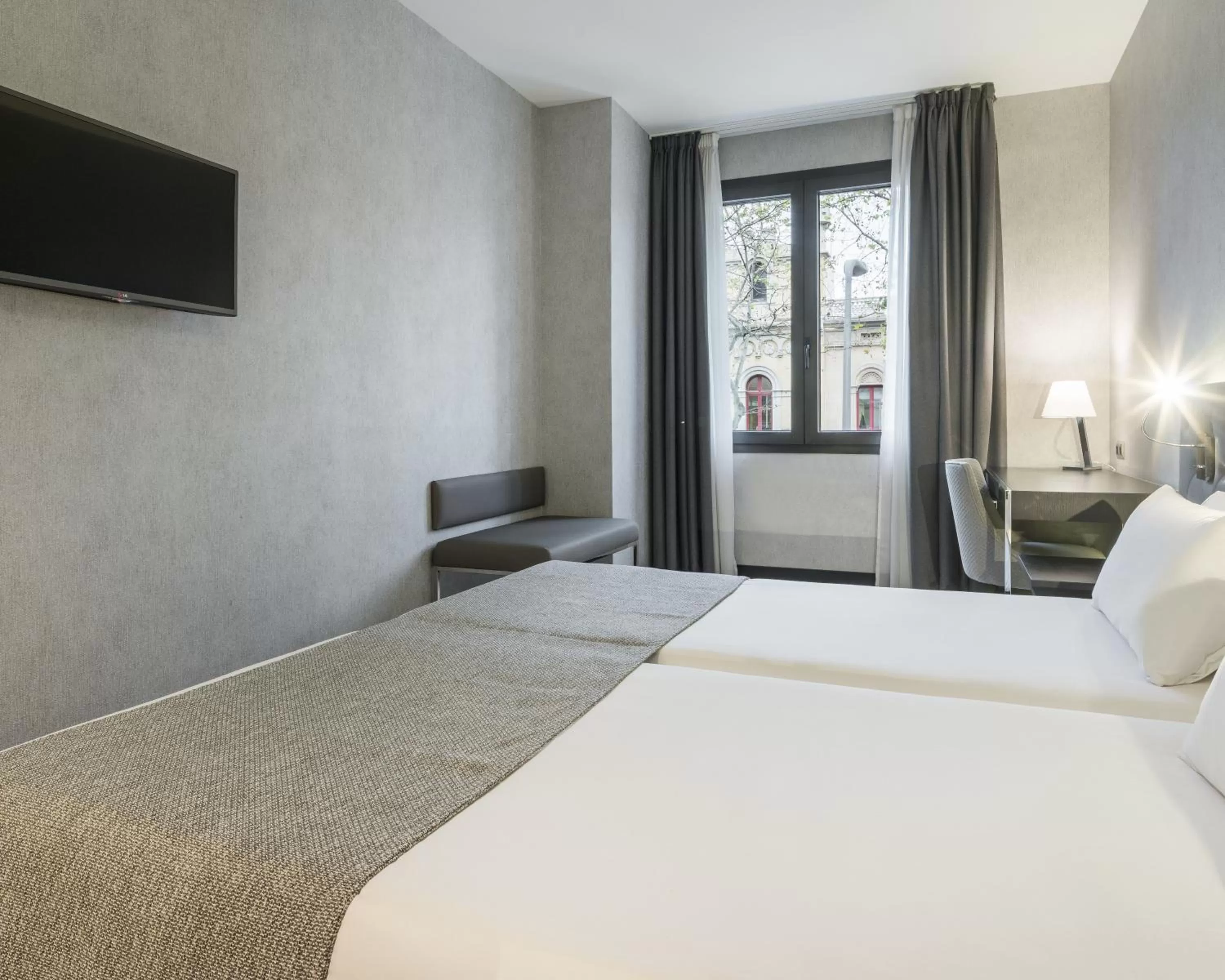 Double Room Single Use in Ilunion Bel-Art