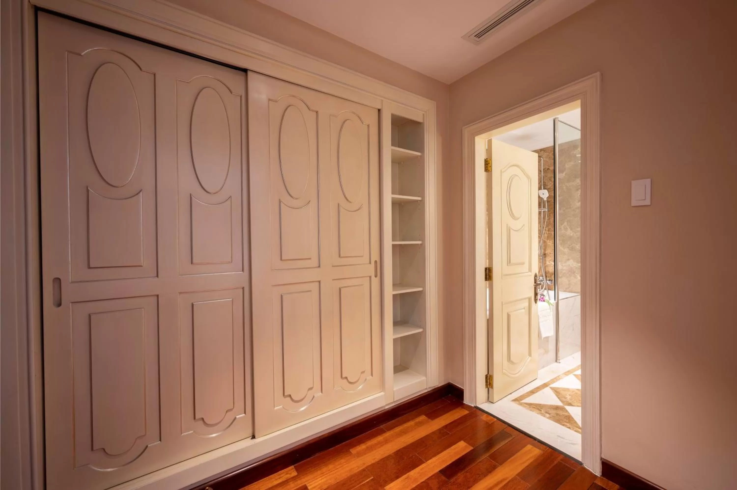 wardrobe in Hotel Majestic Saigon