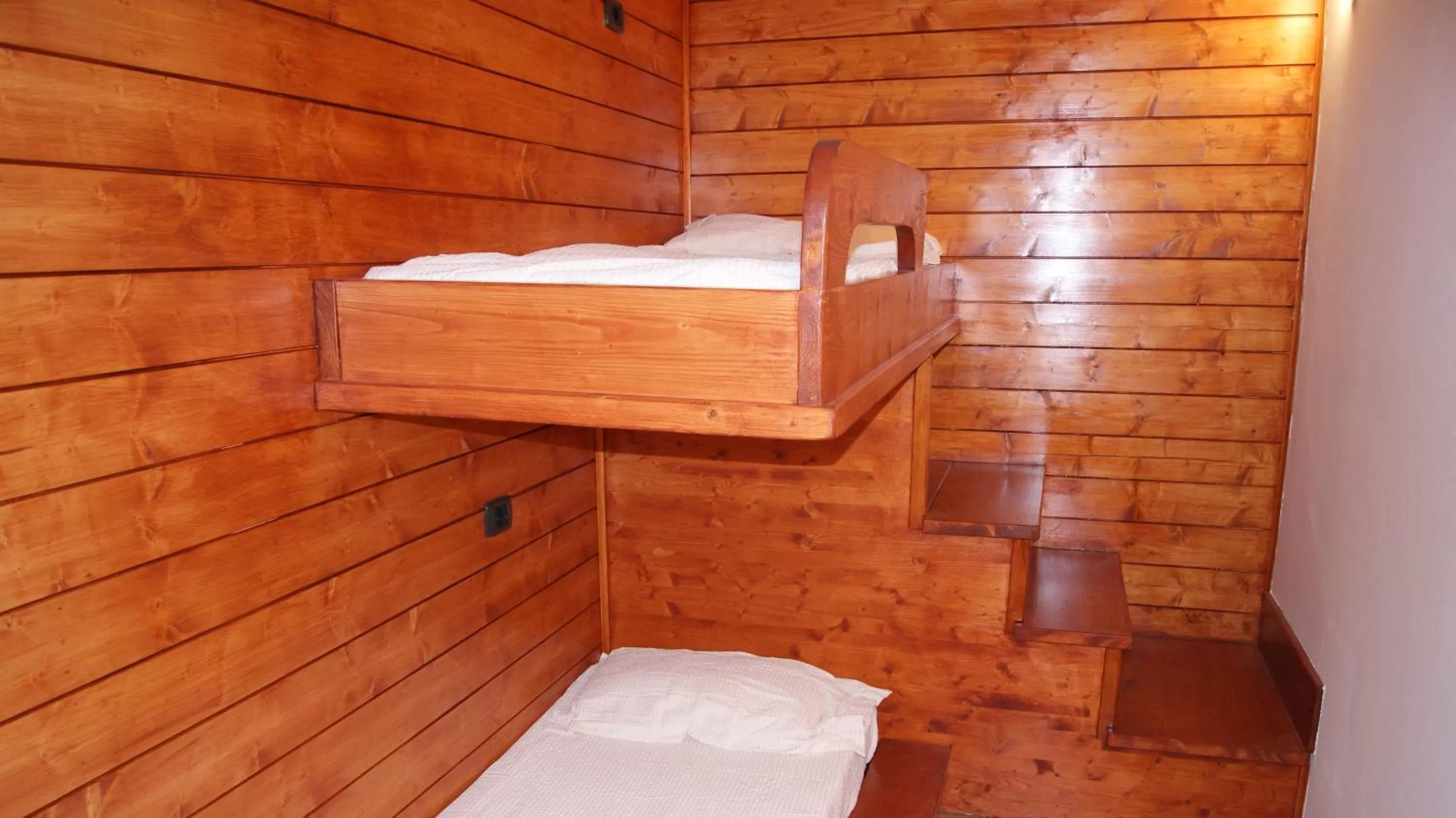 bunk bed in Resort Ninfea San Pellegrino Terme