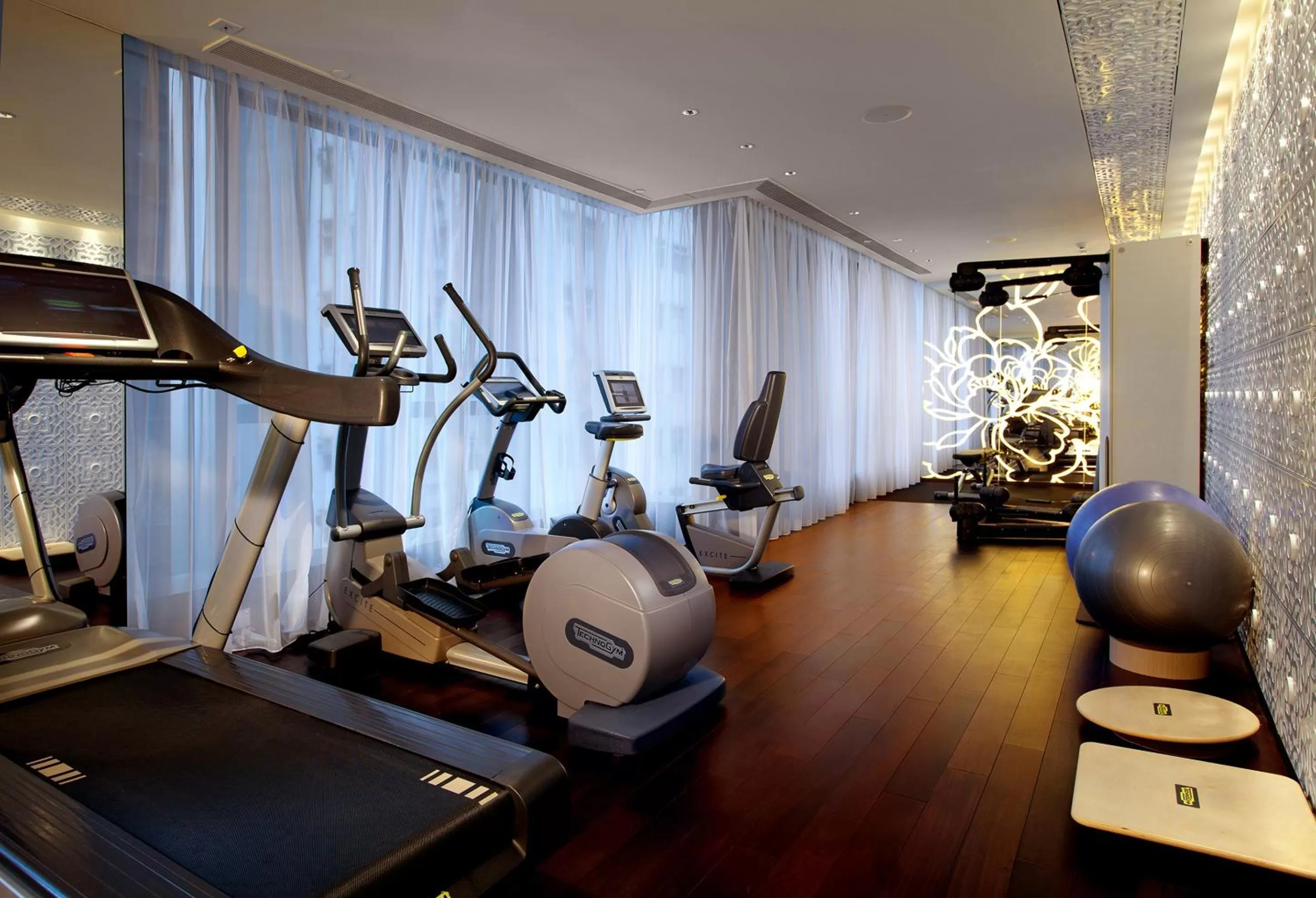 Fitness centre/facilities in Mira Moon