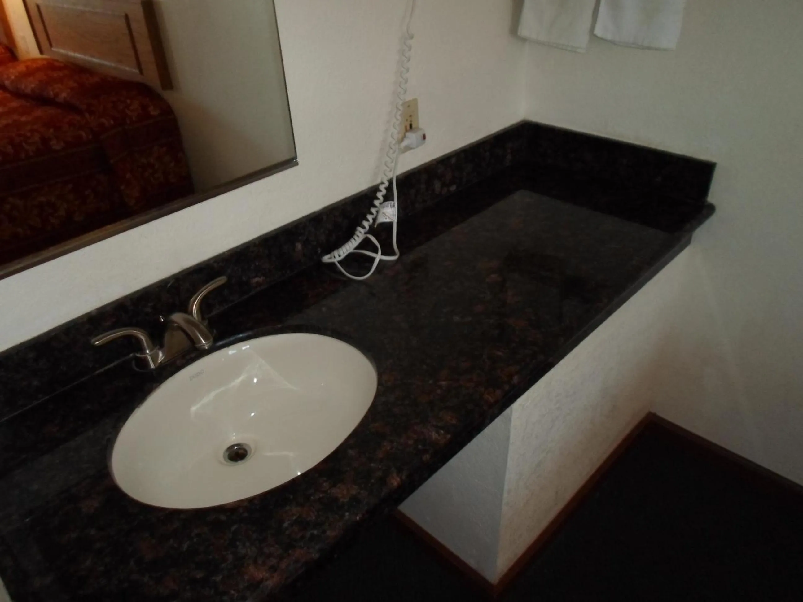 Economy Inn Morgan Hill