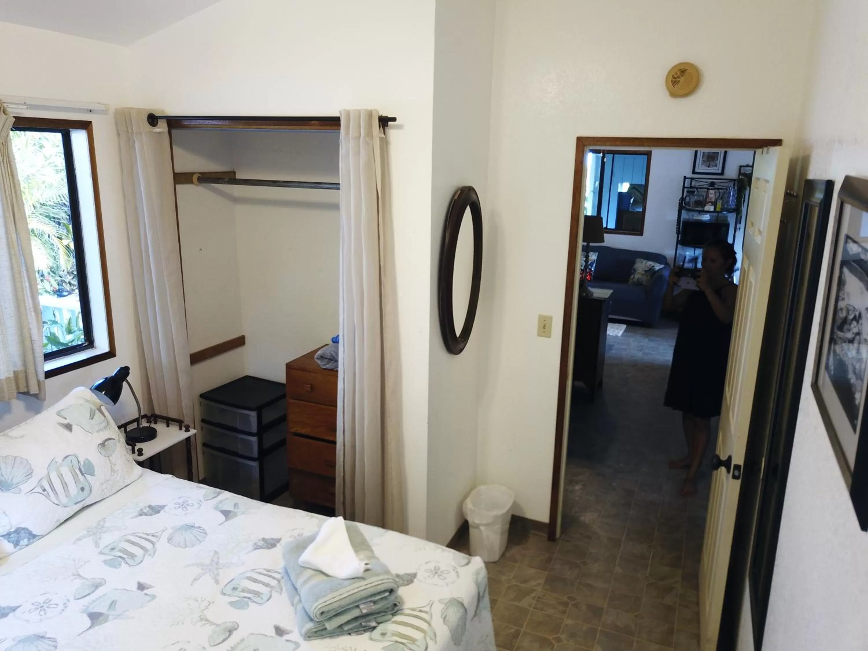 Bed in Hawaiian Ohana Home