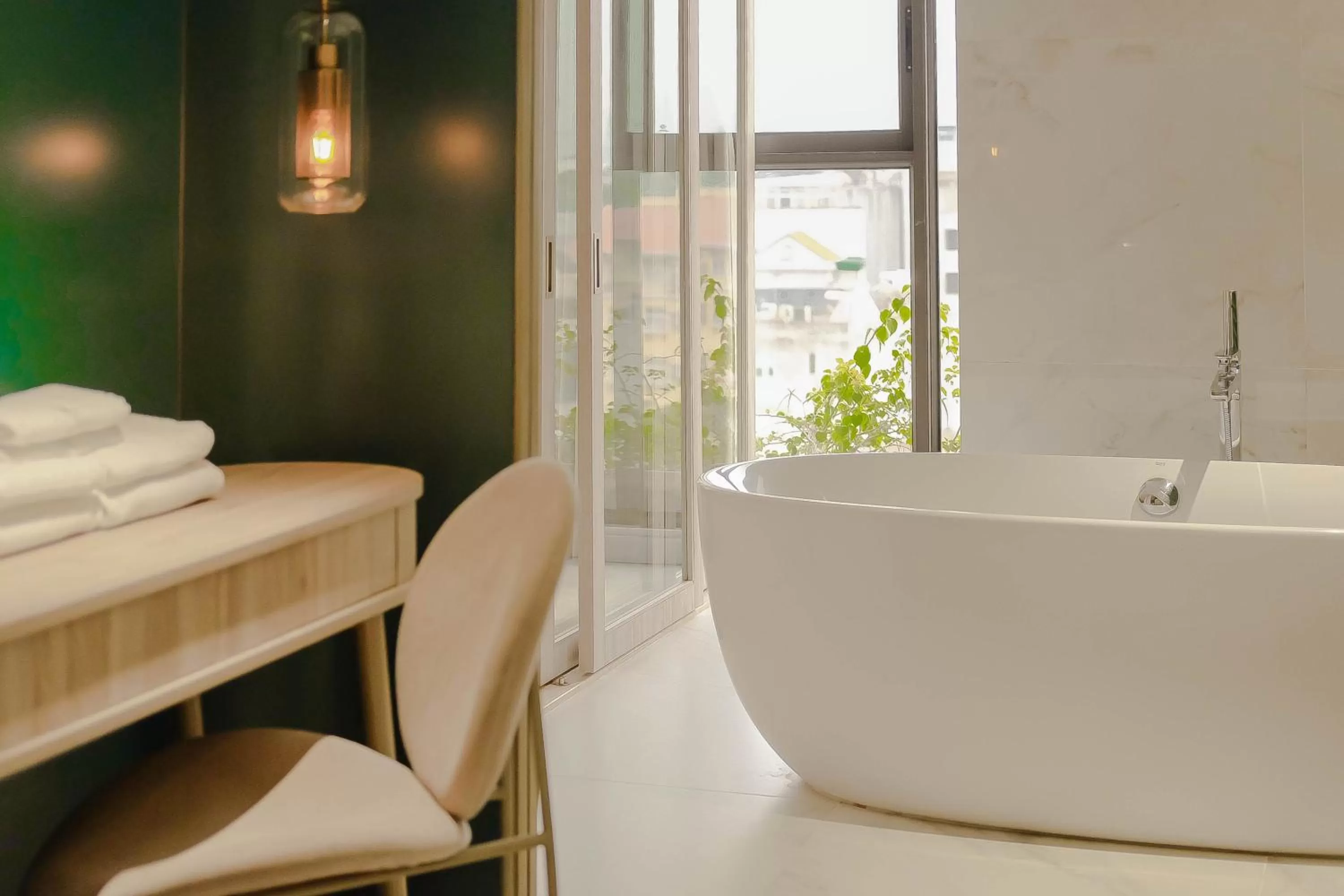 Bath in Hanoi Le Jardin Hotel & Spa