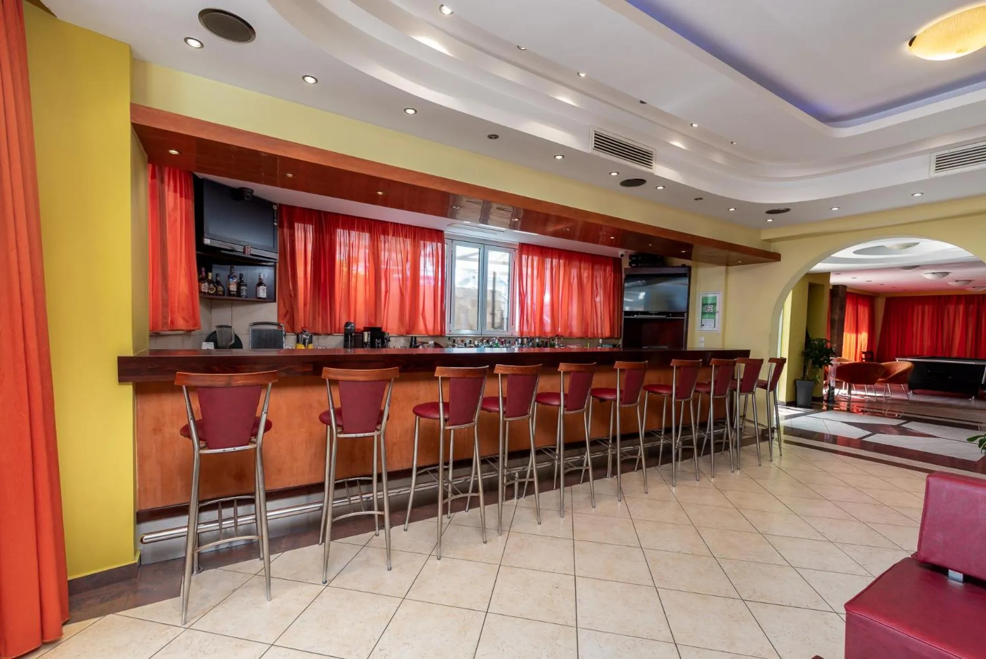Communal lounge/ TV room in Marine Congo Hotel