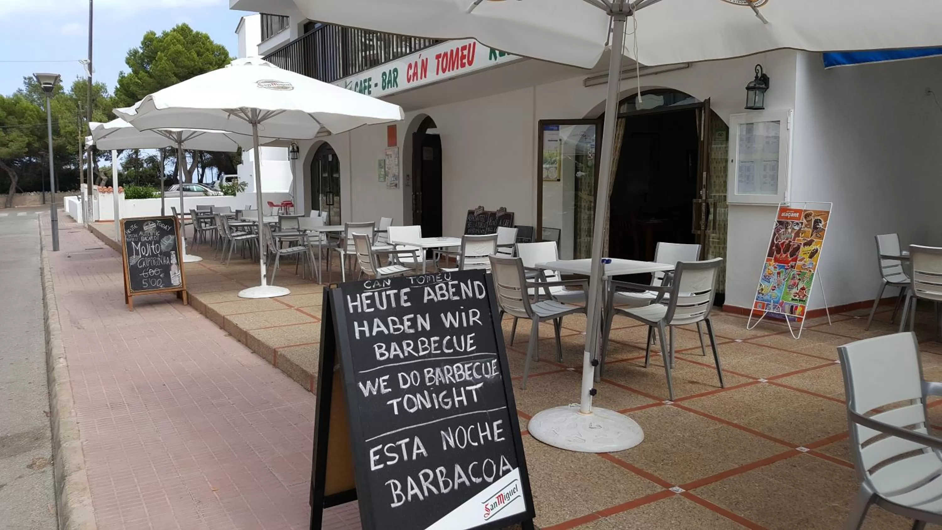 Restaurant/Places to Eat in Bella Maria Apartments