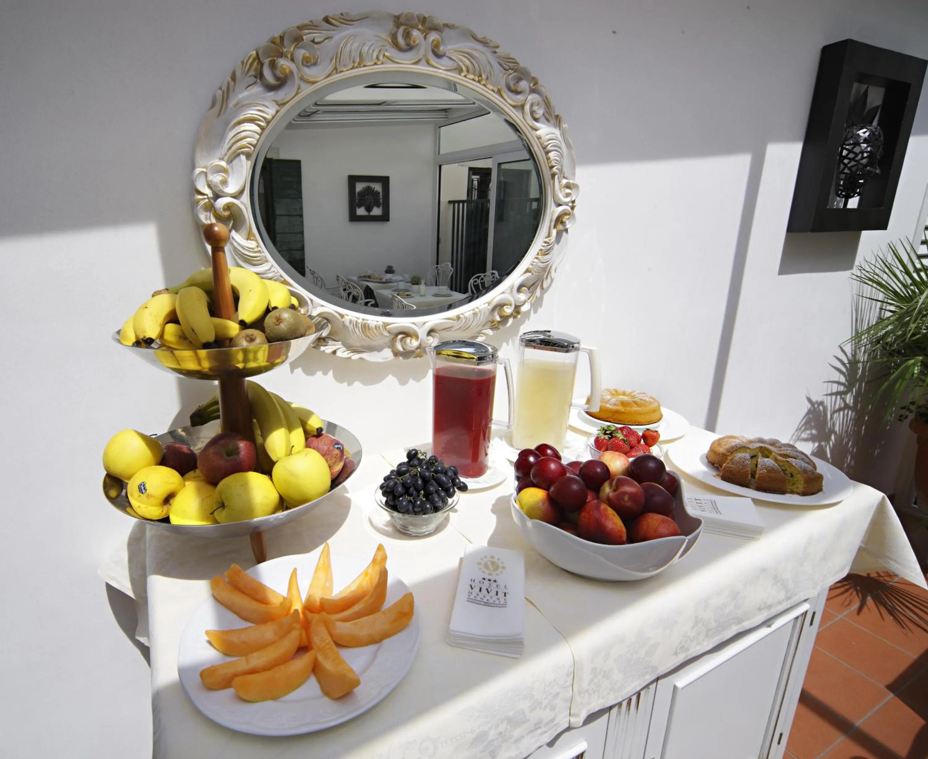 Restaurant/places to eat in Hotel Vivit ***S