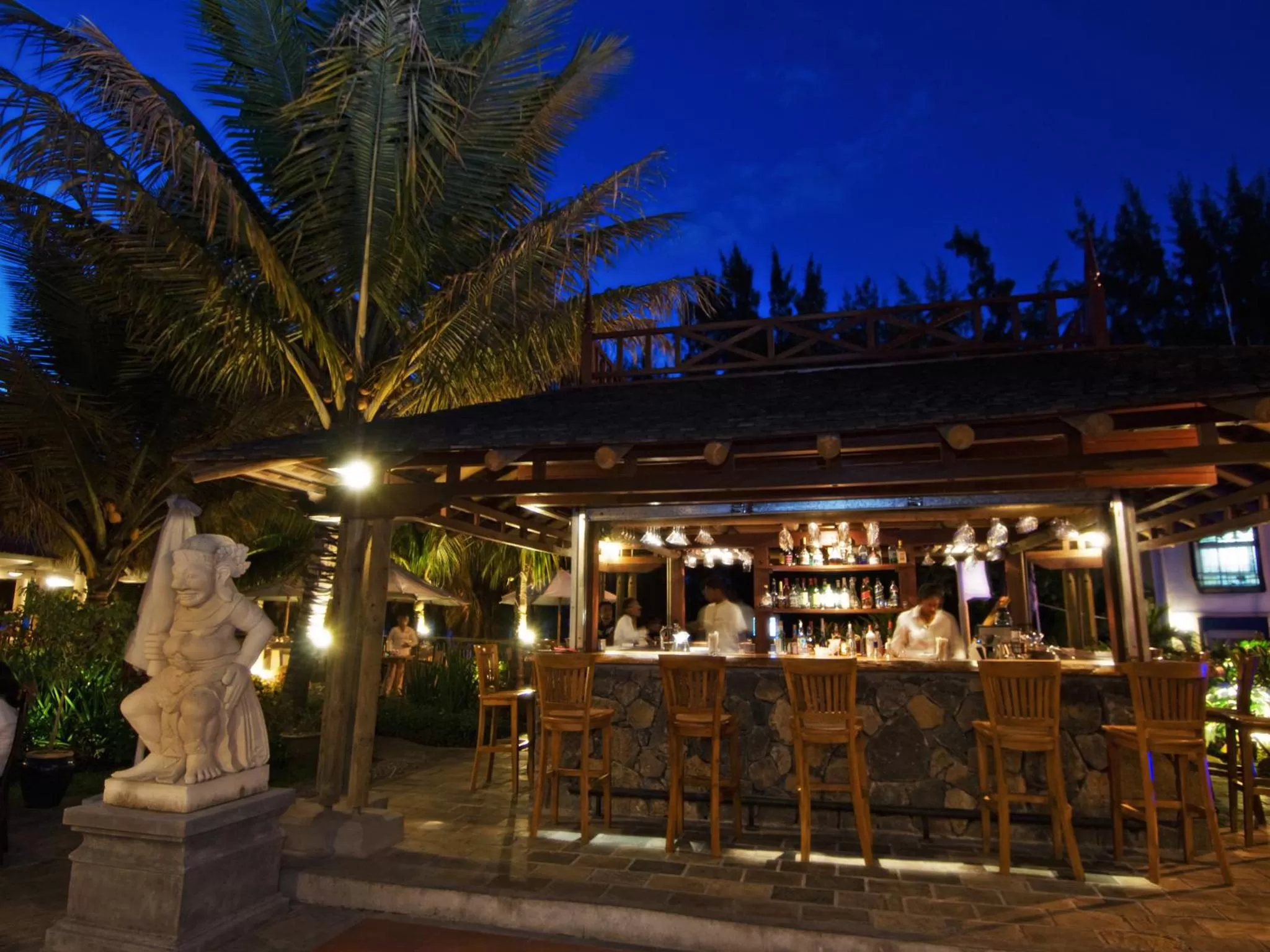 Lounge or bar in Aanari Hotel & Spa- Mauritius
