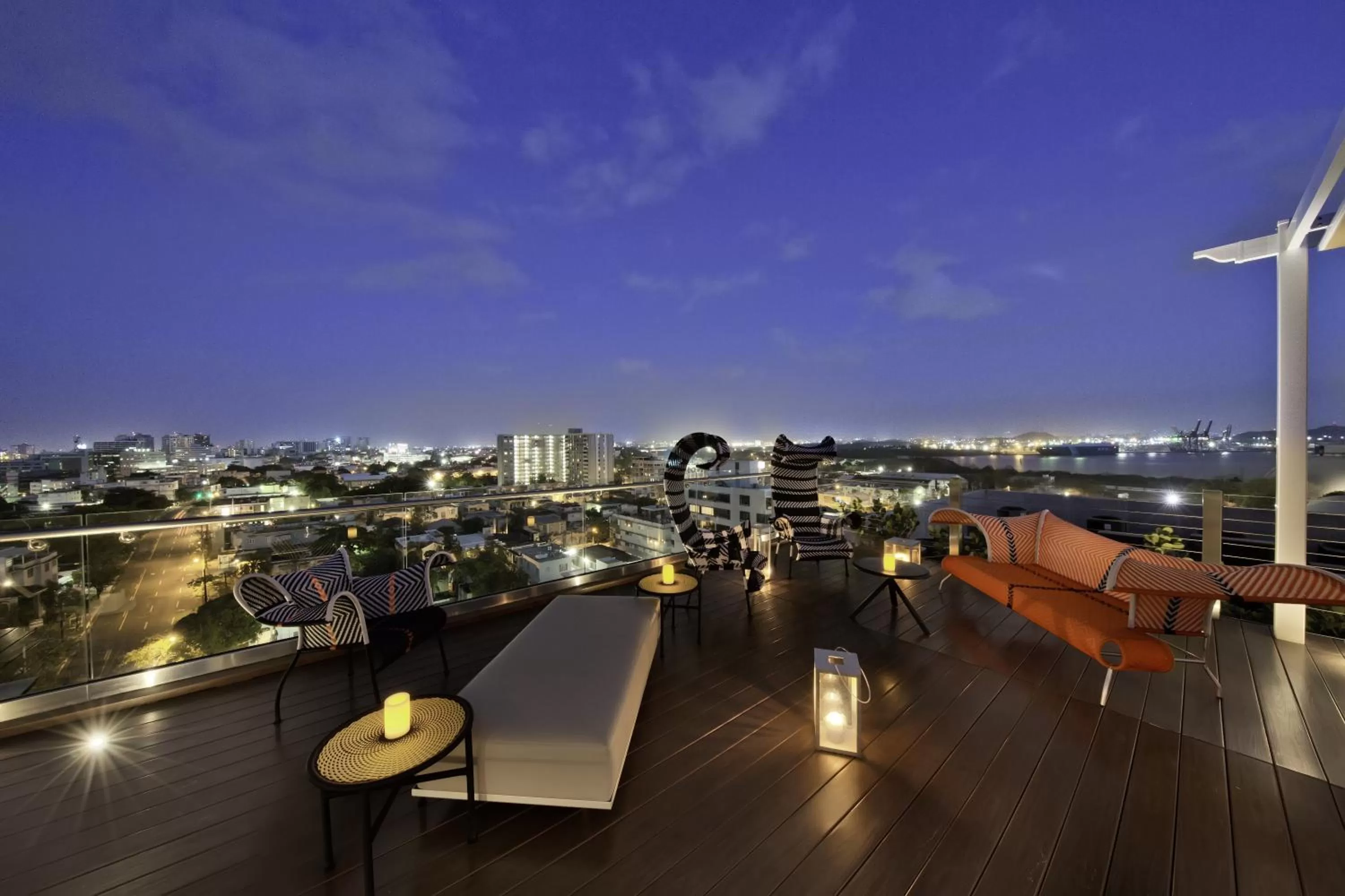 Restaurant/places to eat in Ciqala Suites Hotel - San Juan