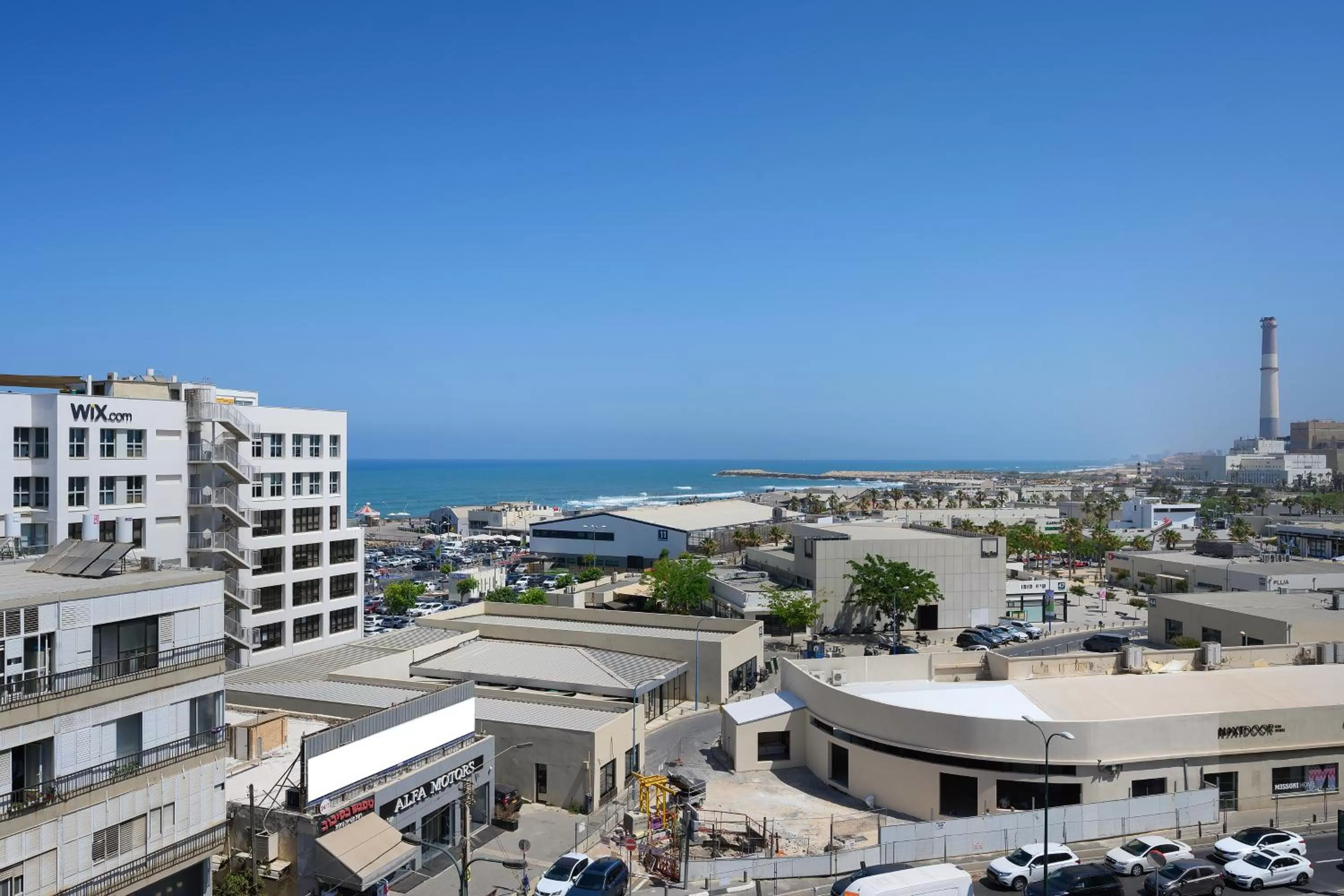 Sea view in Port Tower by Isrotel Design