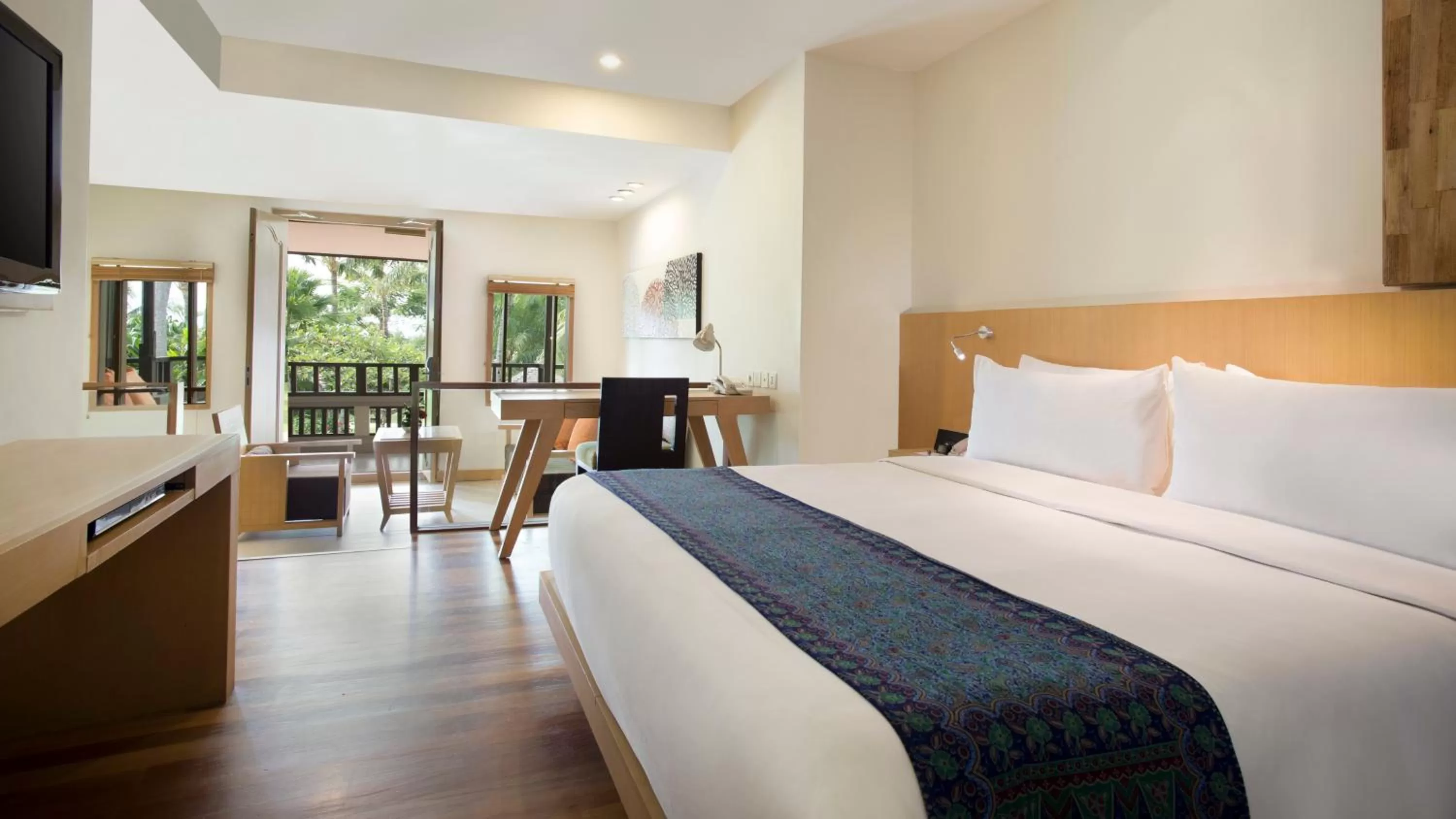Bedroom, Bed in Holiday Inn Resort Baruna Bali by IHG