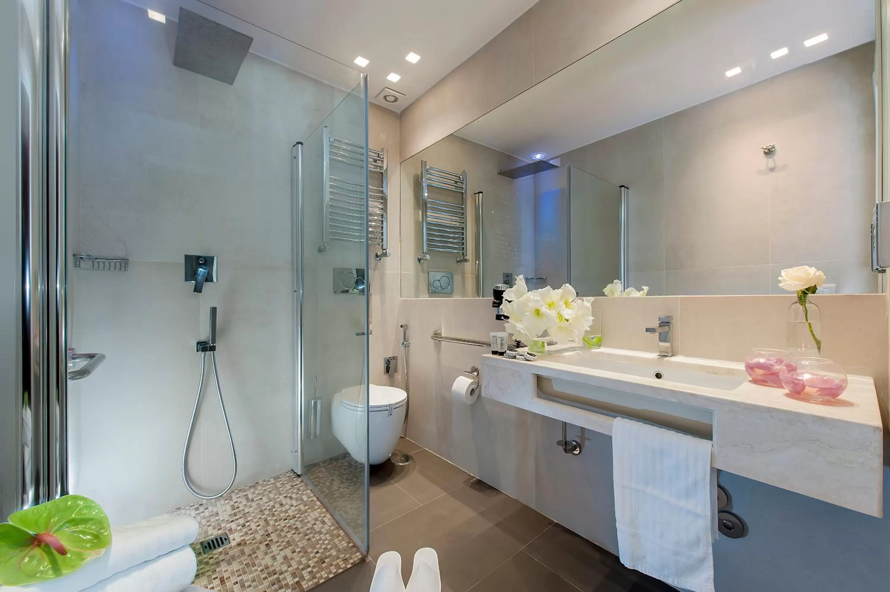 Bathroom in Hotel Navona