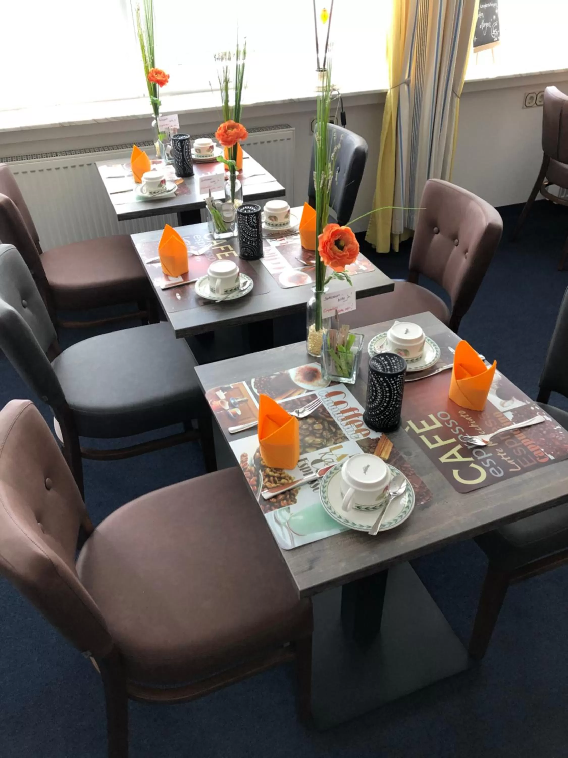 Breakfast in Hotel Peterchens Mondfahrt