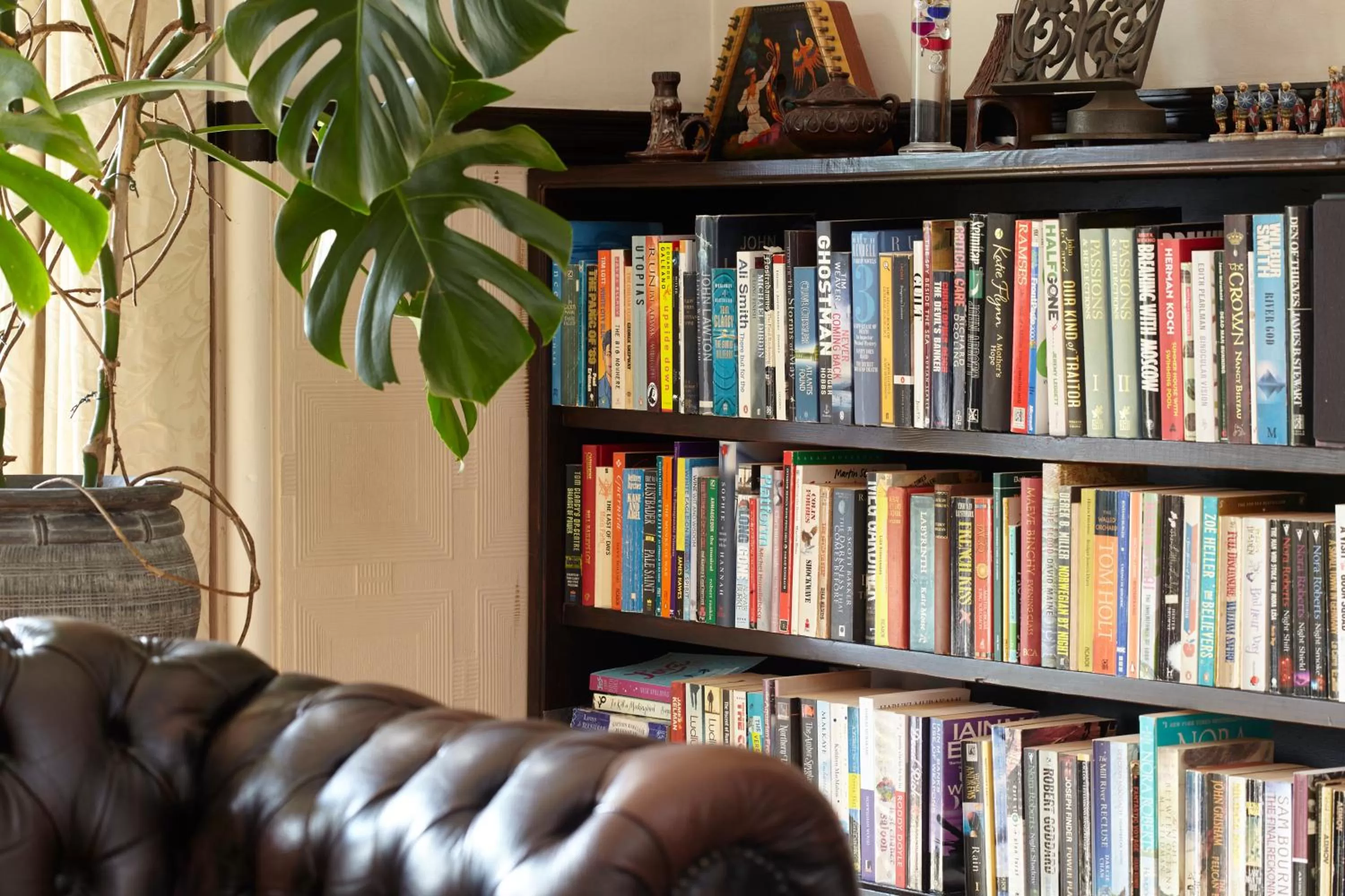 Library in The Grange B&B