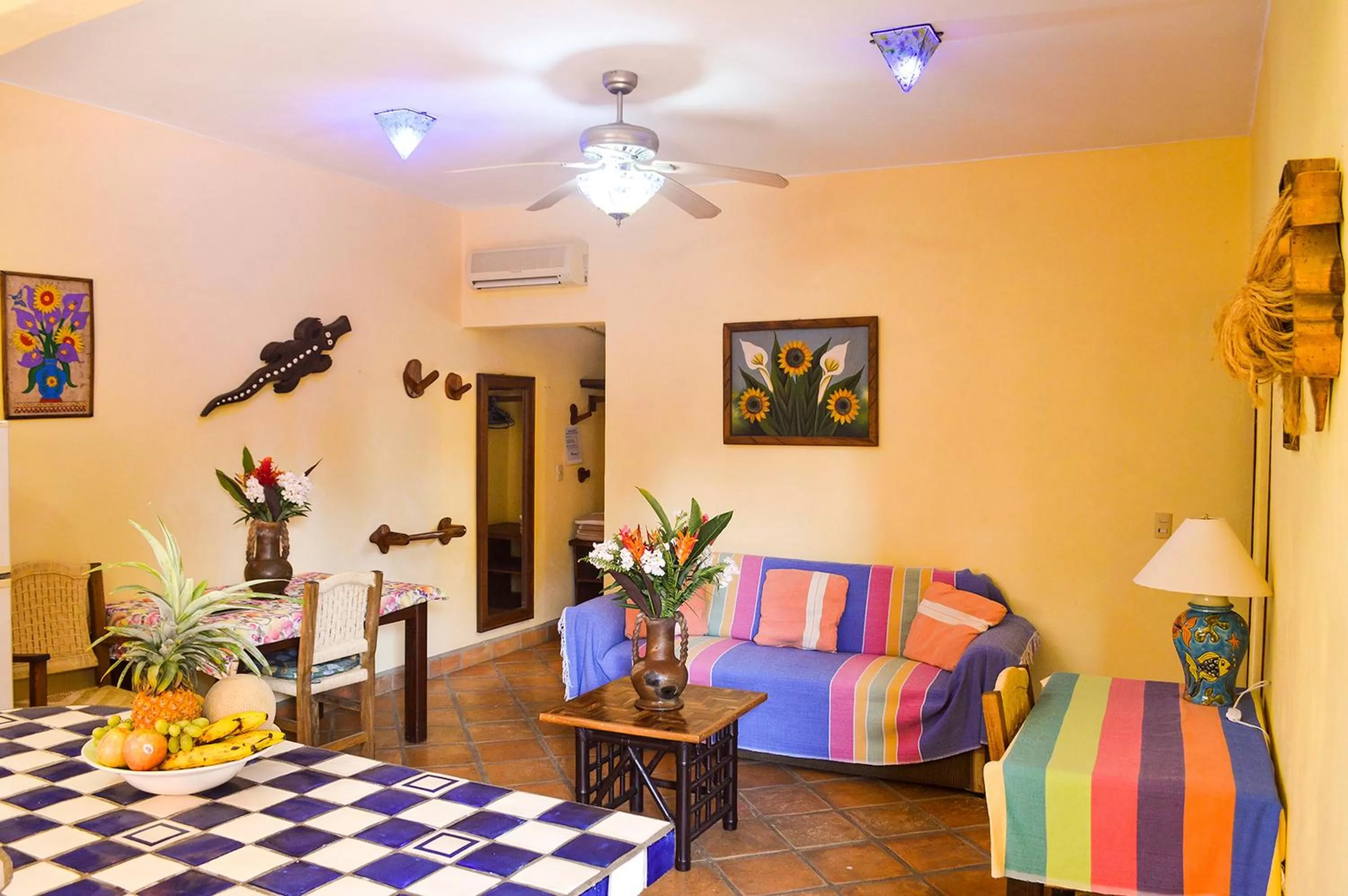 Living room in Hotel Casamar Suites