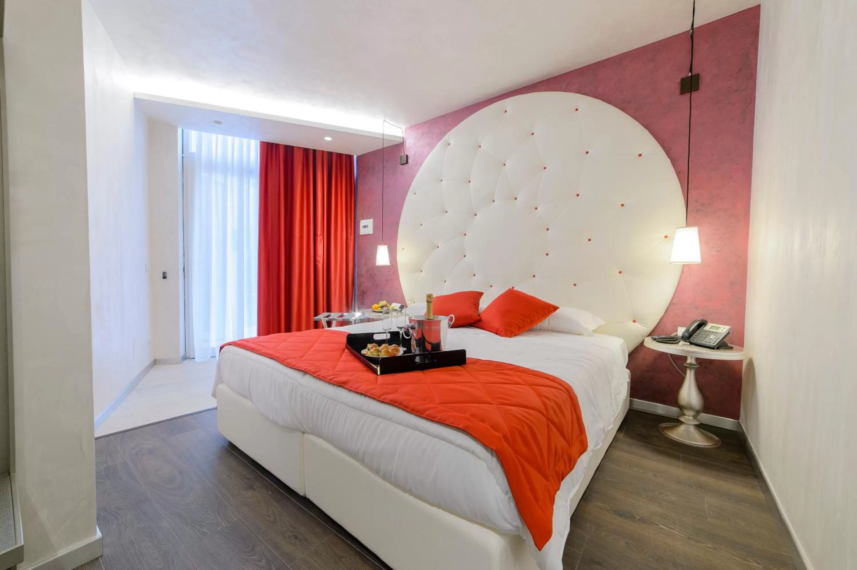 Spring, Bed in Hotel Vespasiano