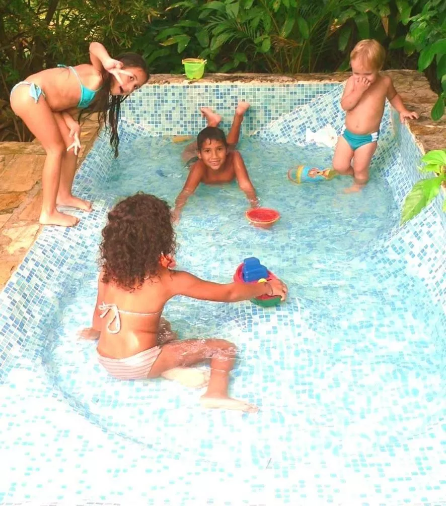 Kids's club, Swimming Pool in Hotel Eco Sítio Nosso Paraíso