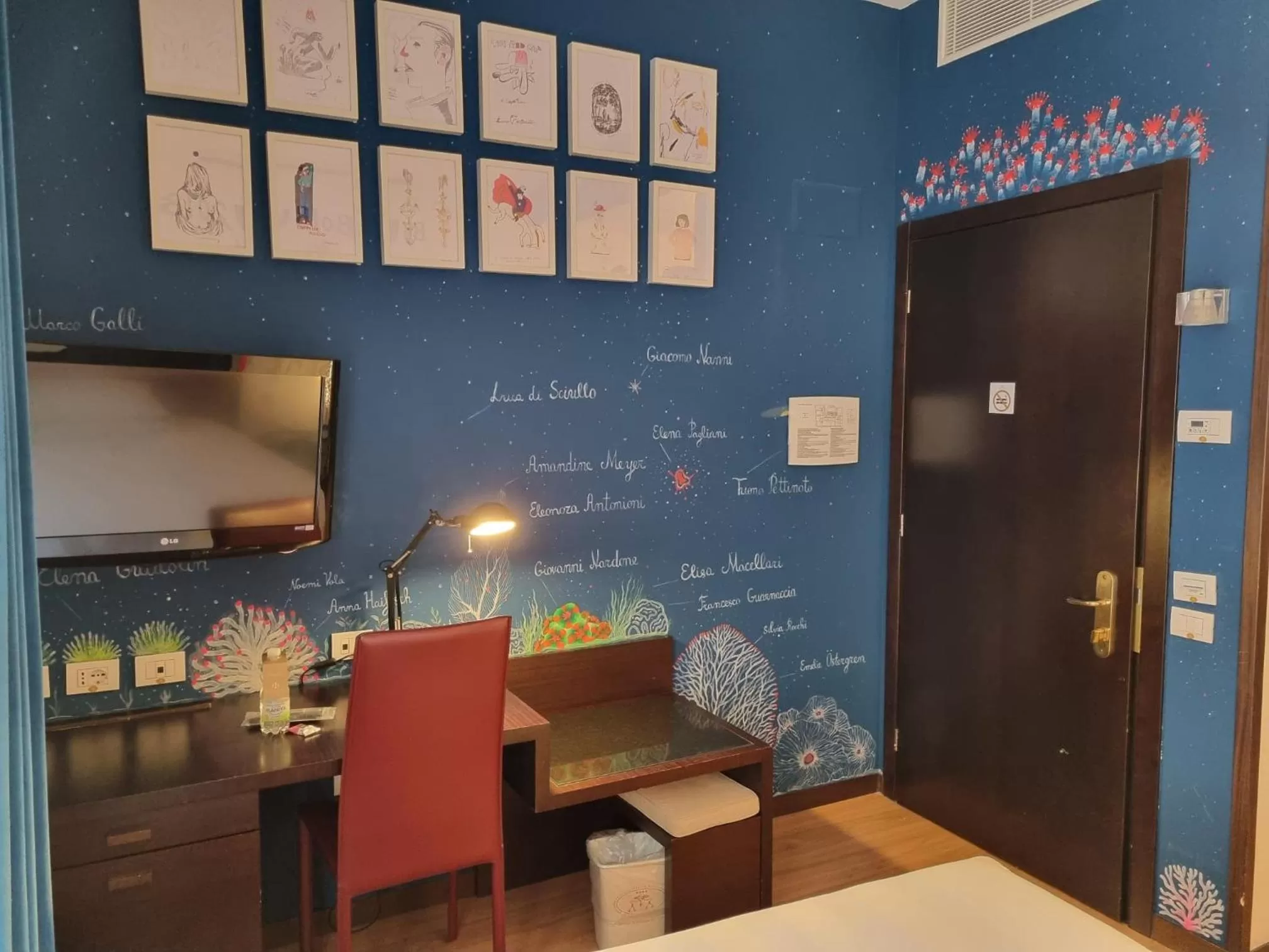 Bedroom in Phi Hotel Bologna