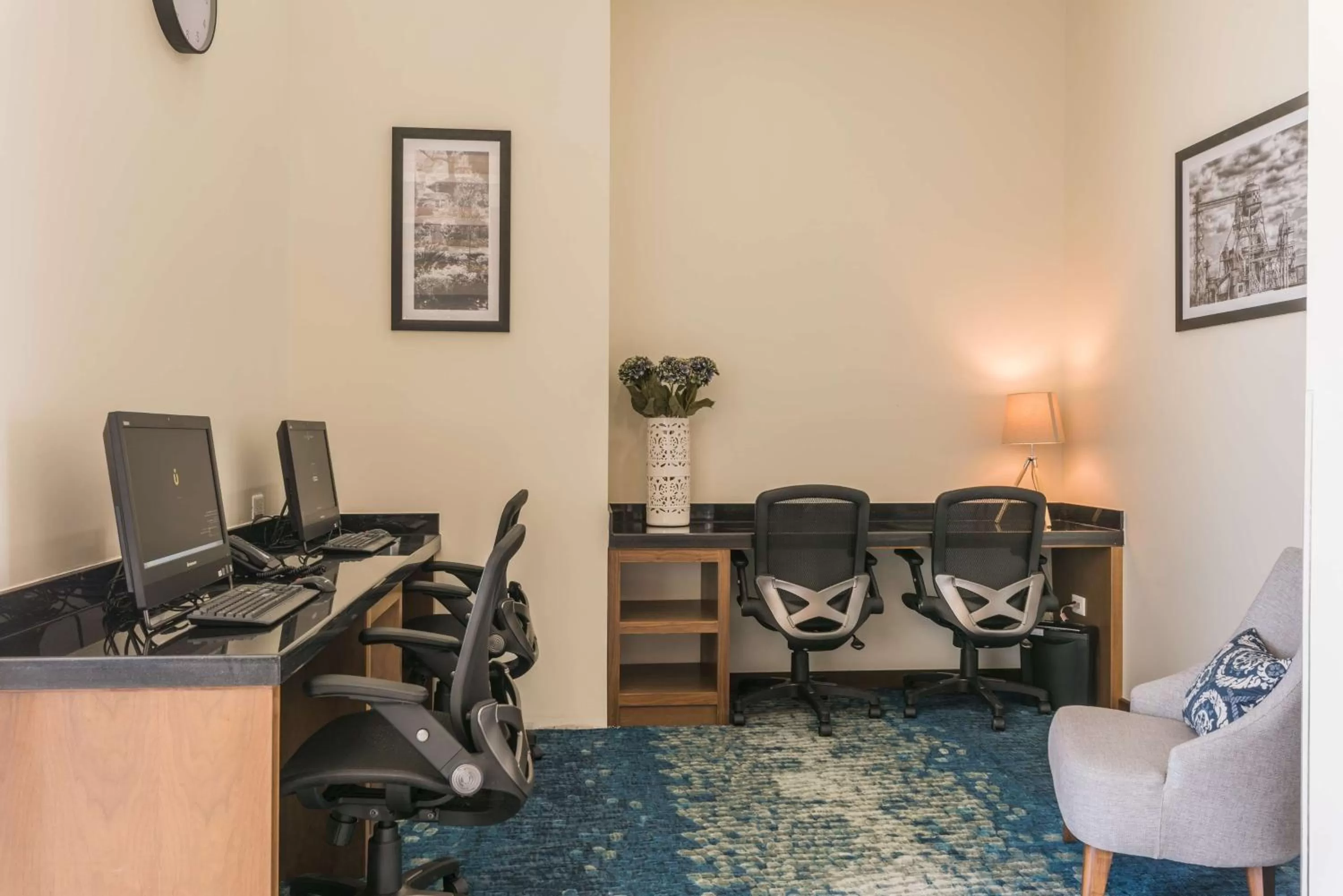 Business facilities in Hampton Inn & Suites by Hilton Salamanca Bajio