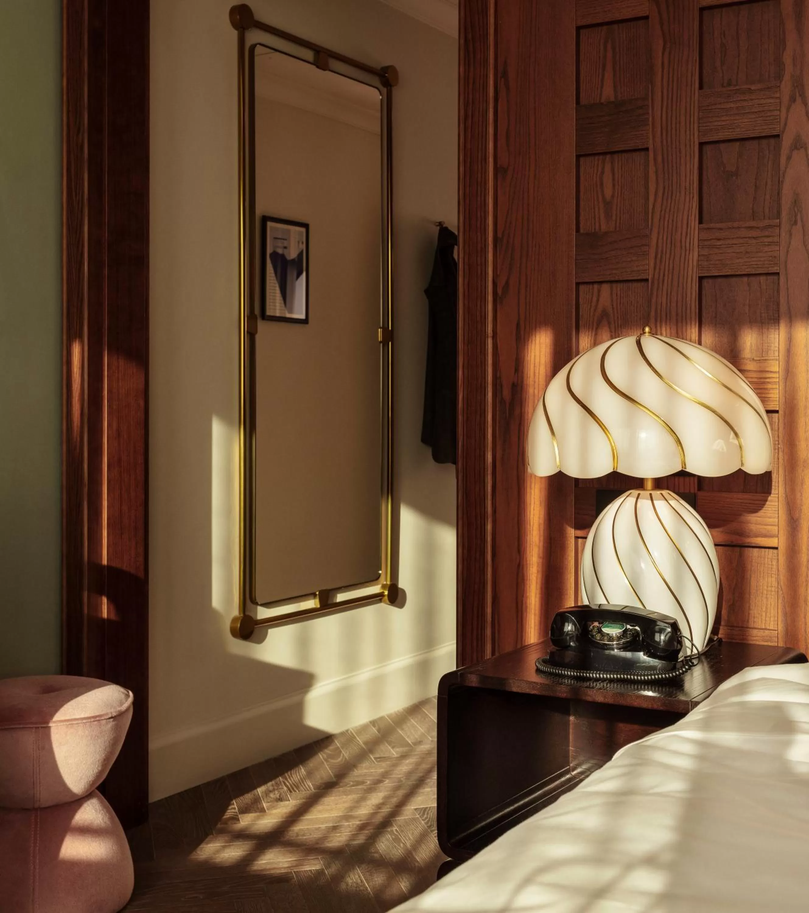 Bedroom, Bed in The Hoxton, Rome