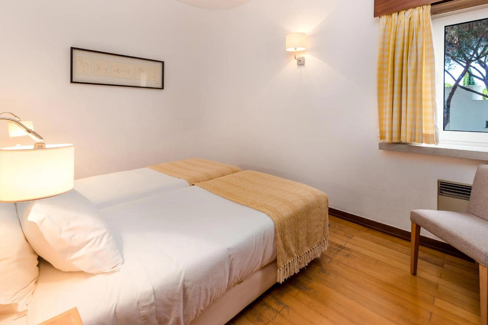 Bedroom, Bed in Apartamentos Turisticos Pinhal Da Marina