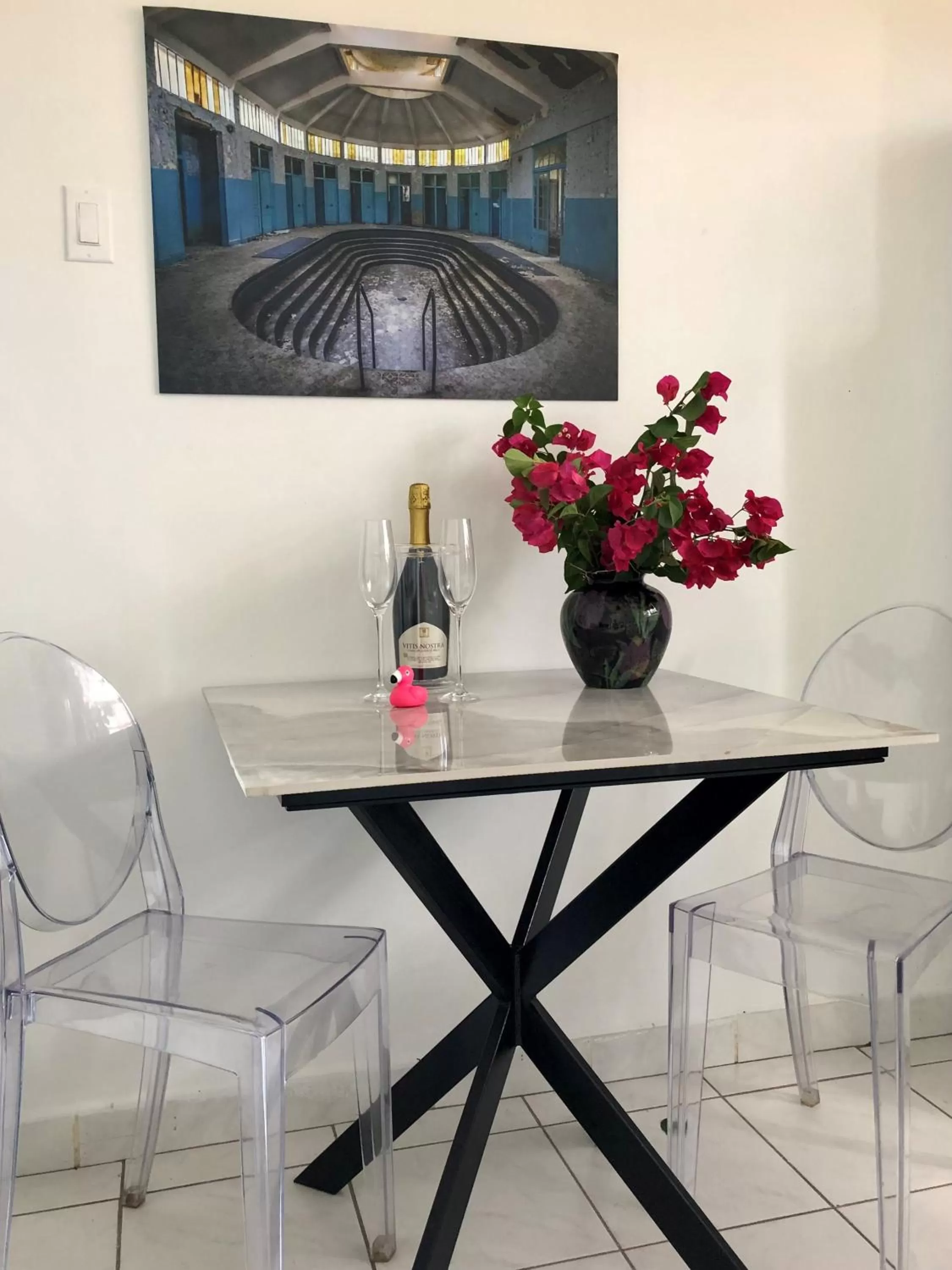 Dining area, Drinks in THUISHAVEN boutique mini-resort - fantastic garden and large pool - adults only