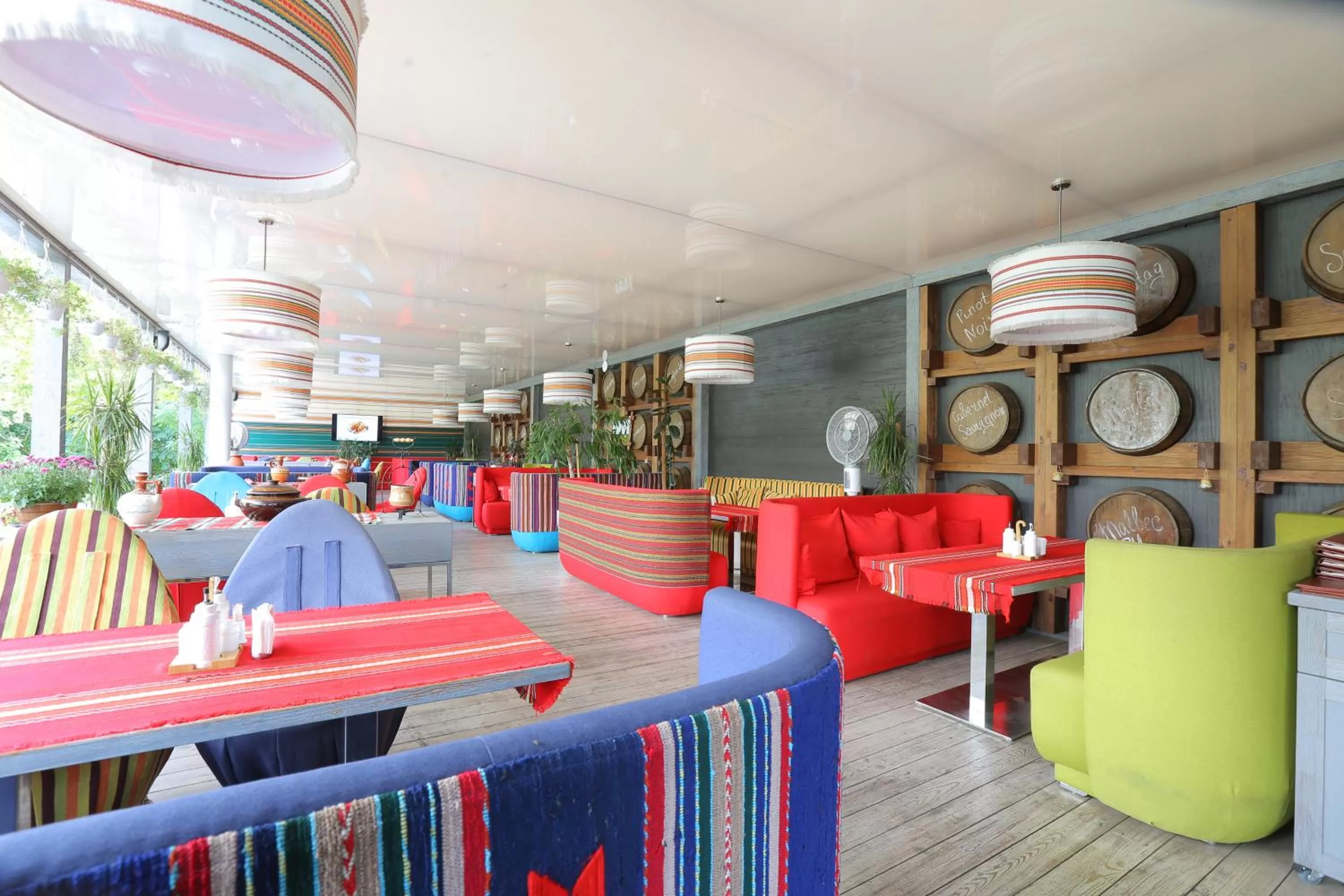 Restaurant/places to eat in Atlantic Garden Resort