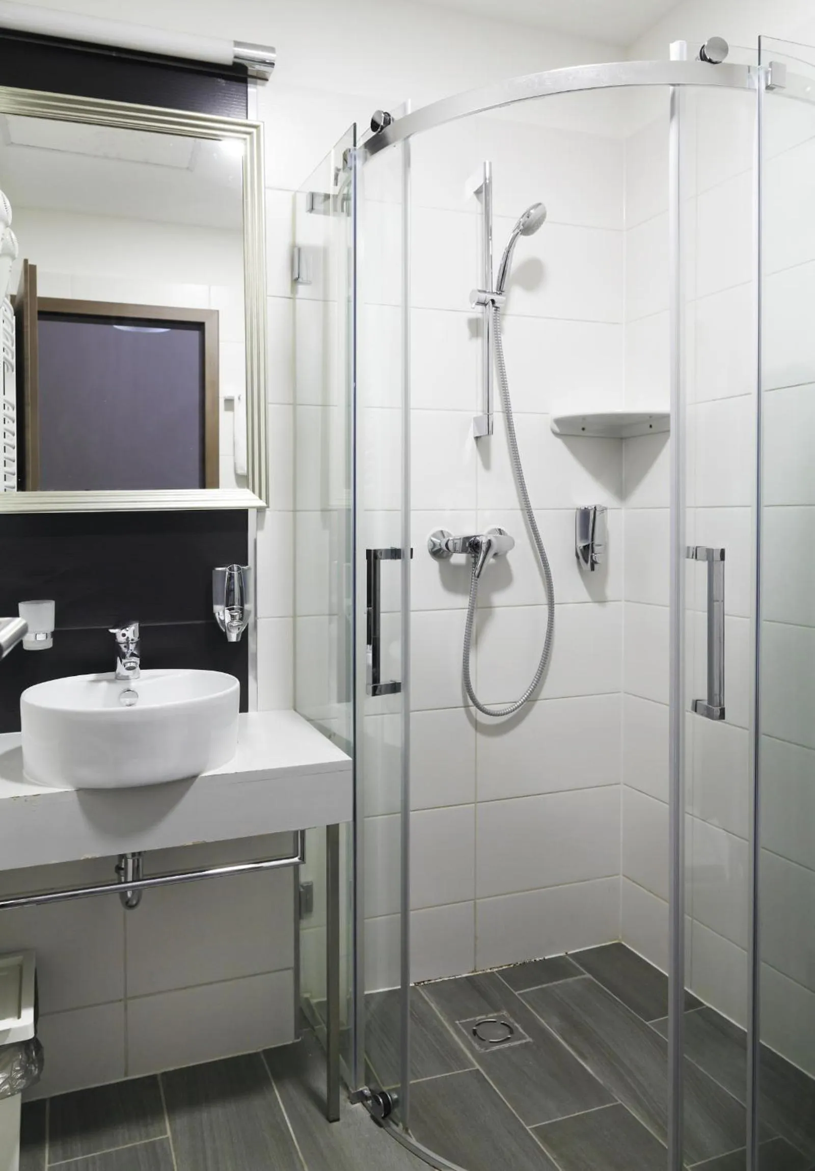 Bathroom in House Octogon