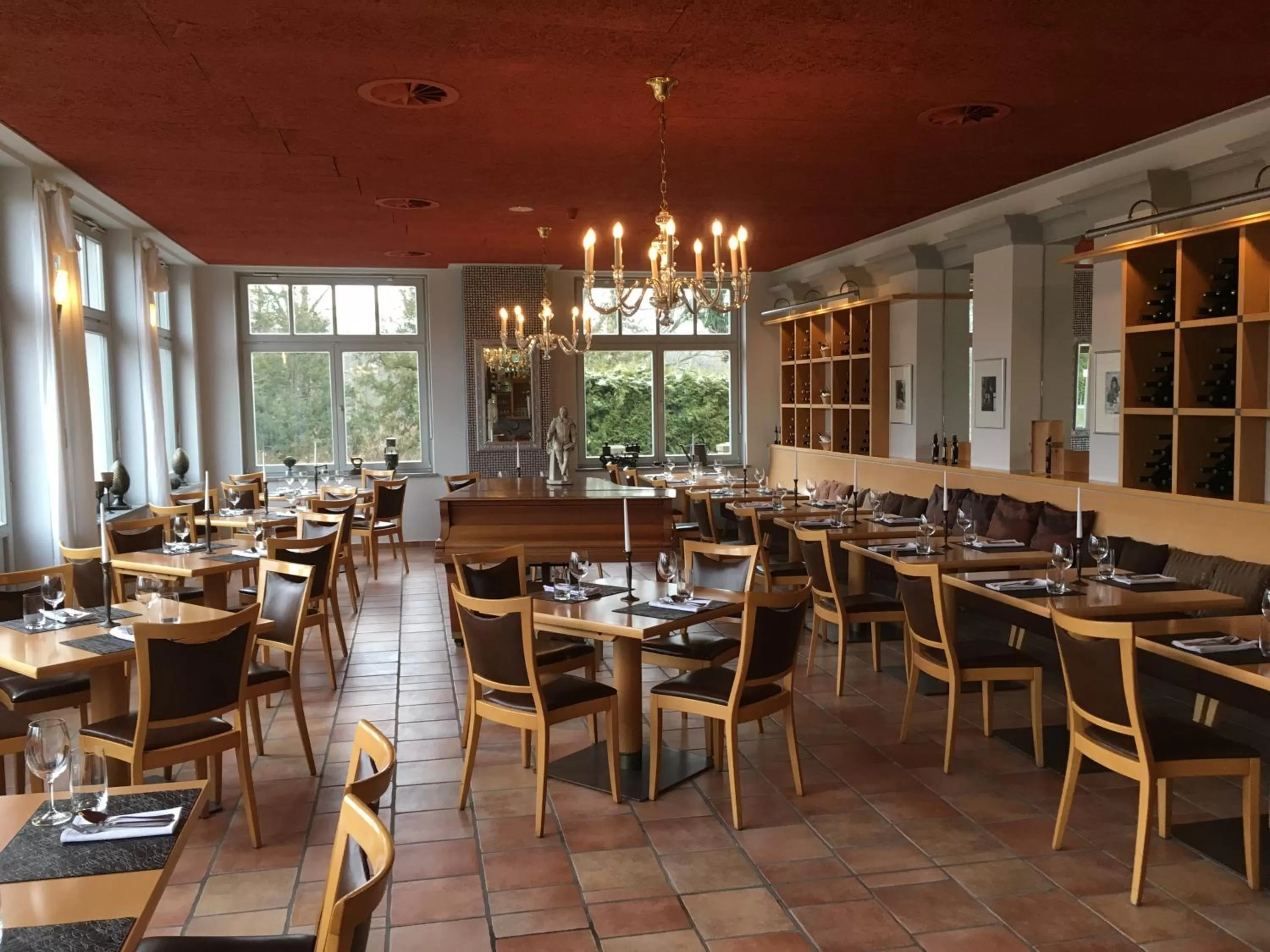 Restaurant/places to eat in Hotel im Kavalierhaus