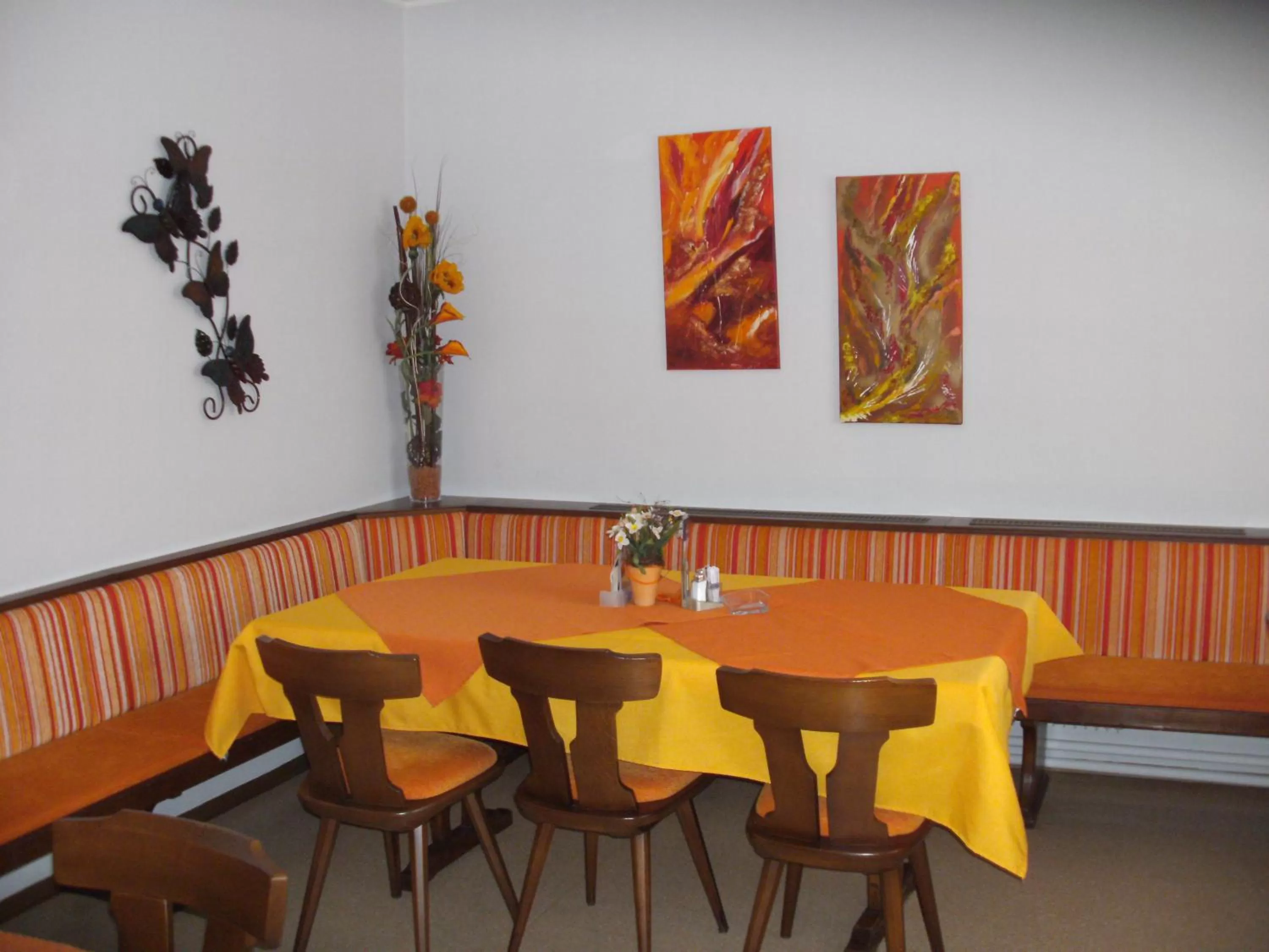 Restaurant/places to eat in Gasthof Bader