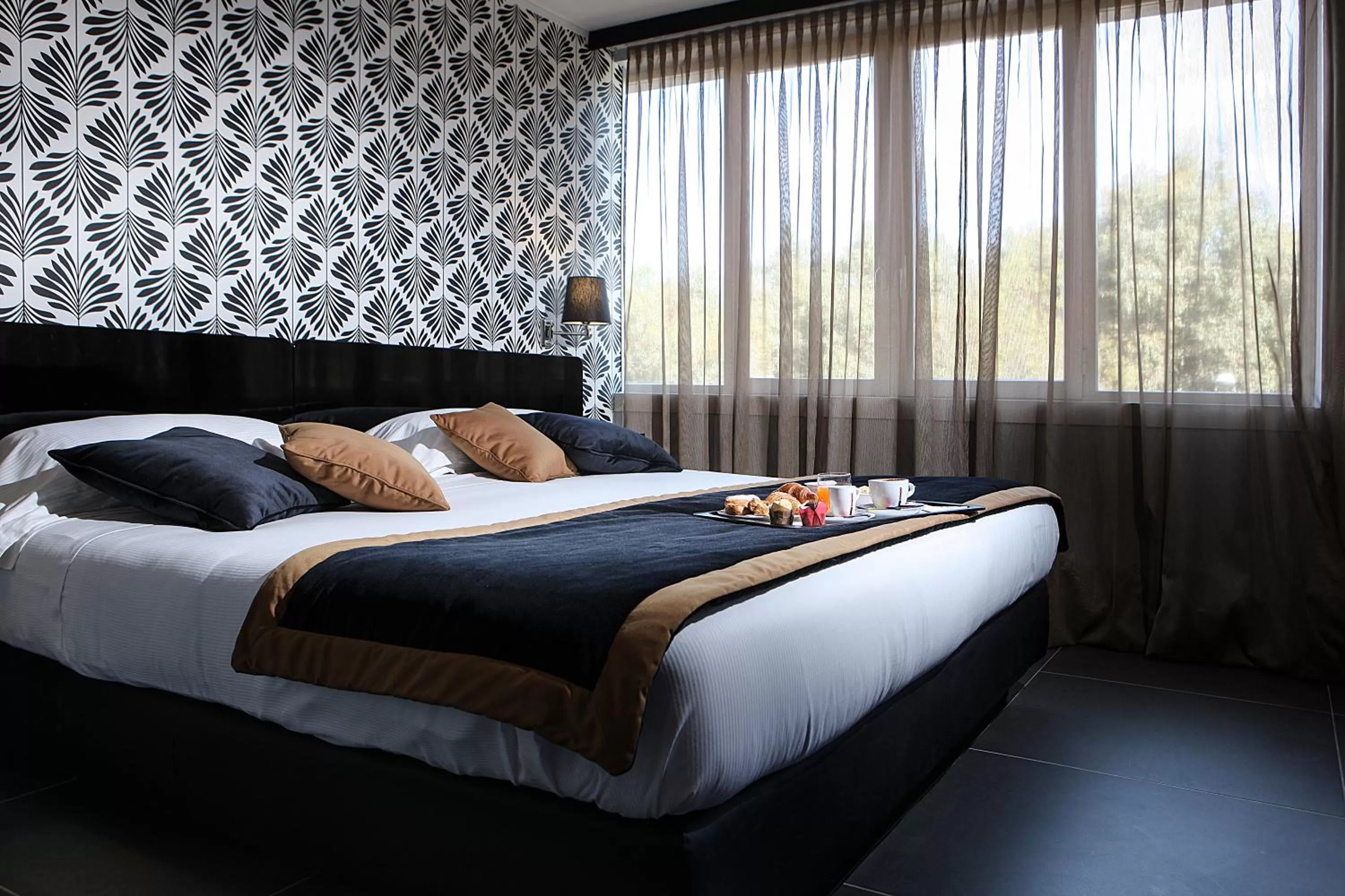 Bedroom, Bed in Best Western JFK Hotel