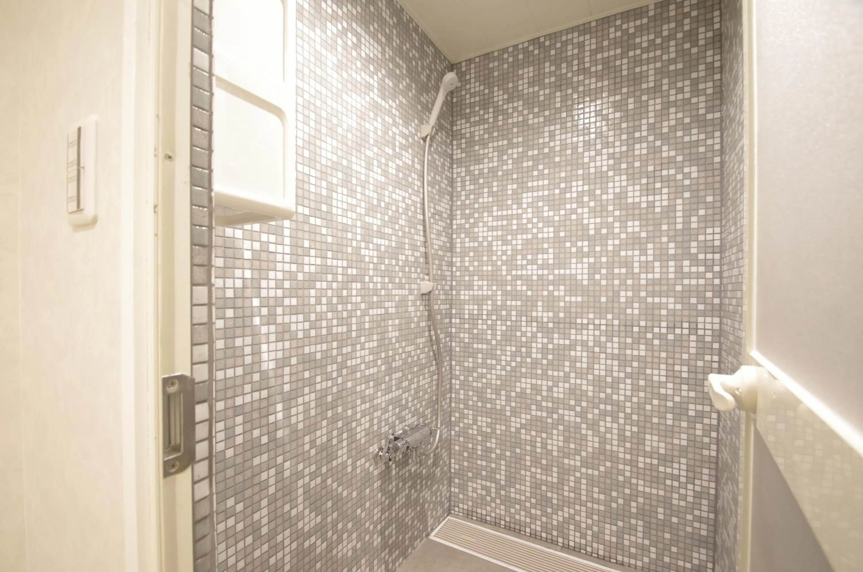 Shower in Hotel Imalle Haneda