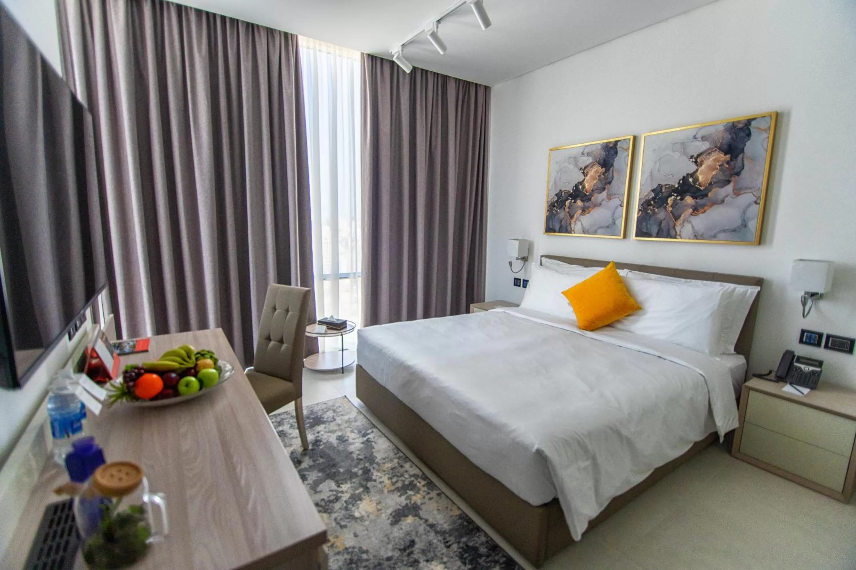 Photo of the whole room, Bed in Swiss-Belinn Sharq, Kuwait