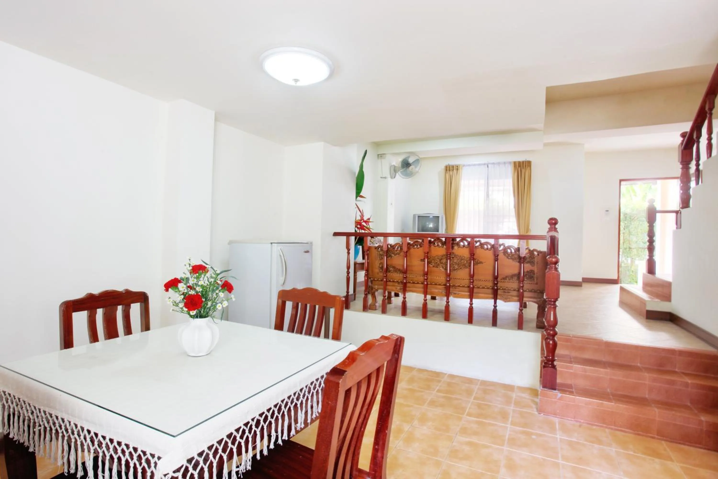 Dining area in Palmyra Patong Resort Phuket - SHA Extra Plus