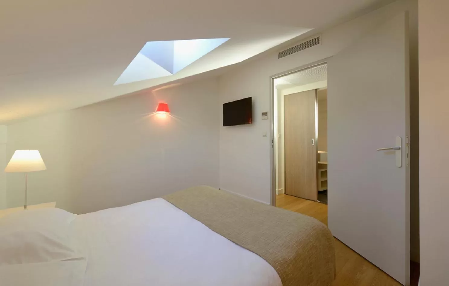 Bed in Résidence Residéal Premium Cannes