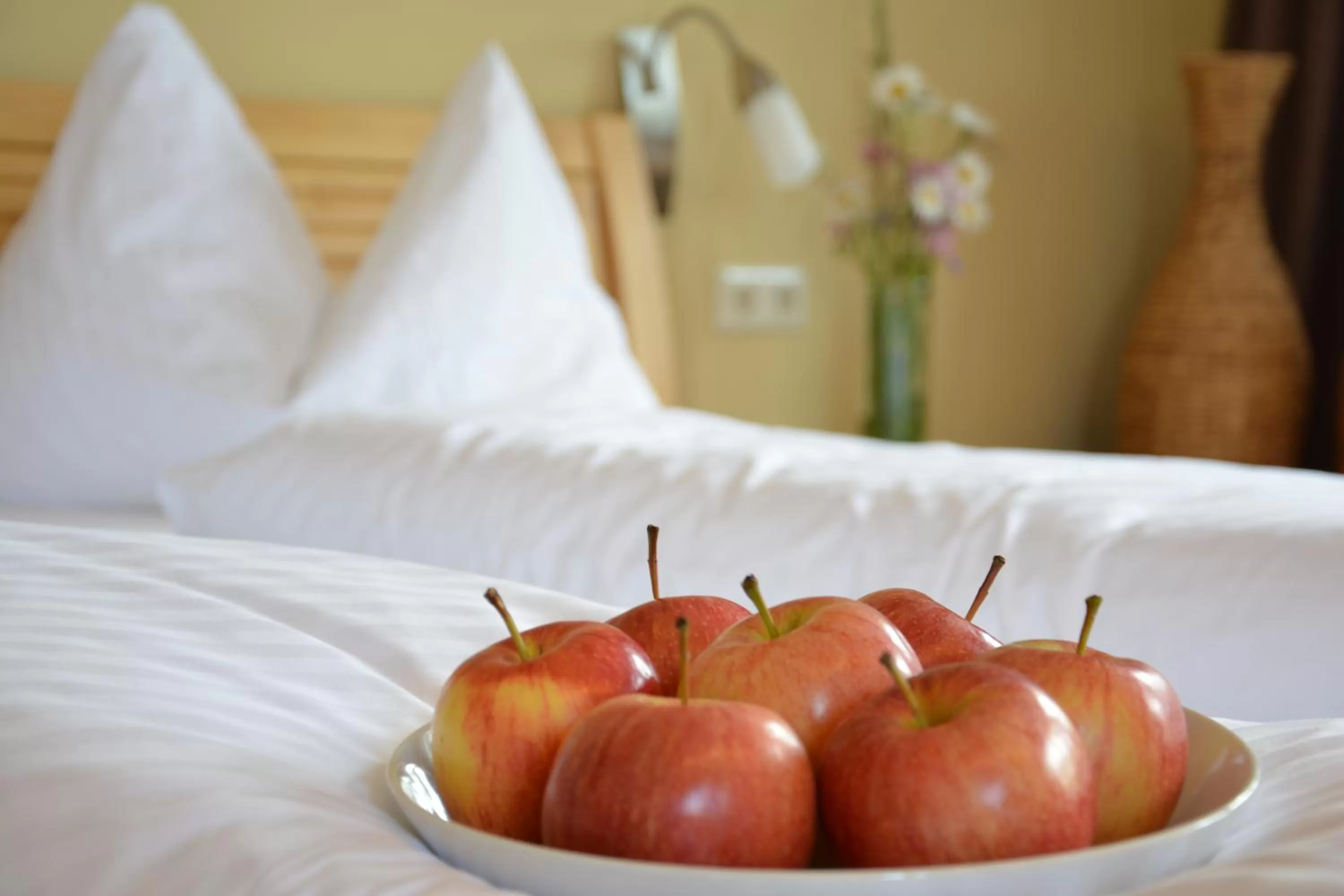 Bedroom, Bed in Hueber der Wirt