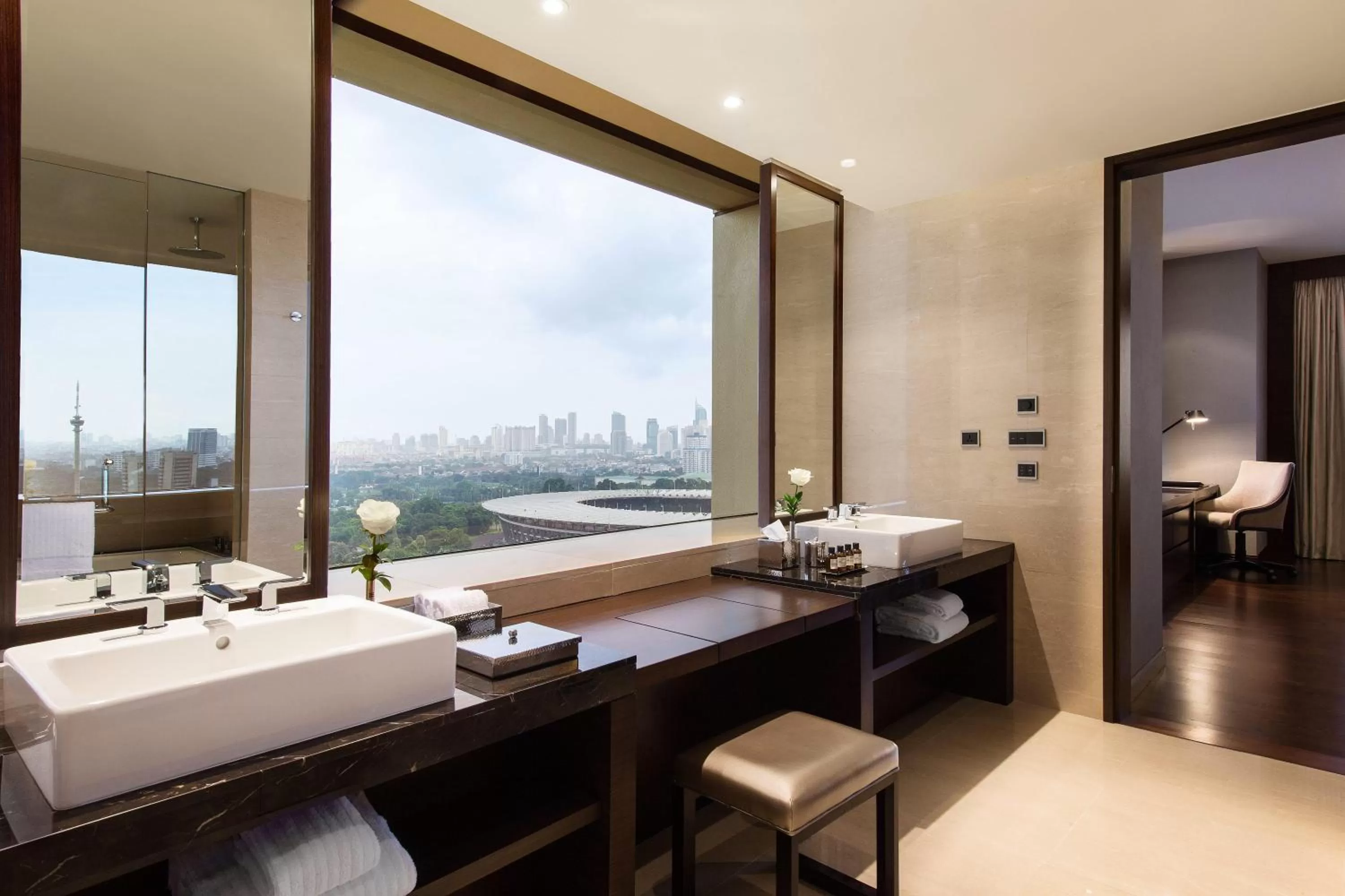 Bathroom in Fairmont Jakarta