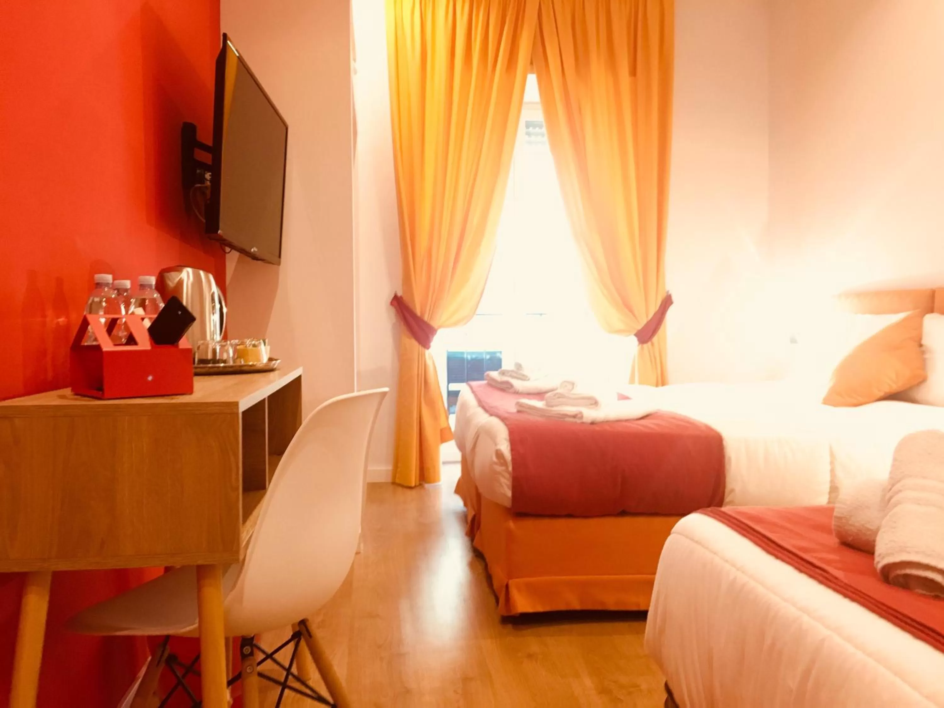 Photo of the whole room, Bed in Grande Archivio Napoli 22