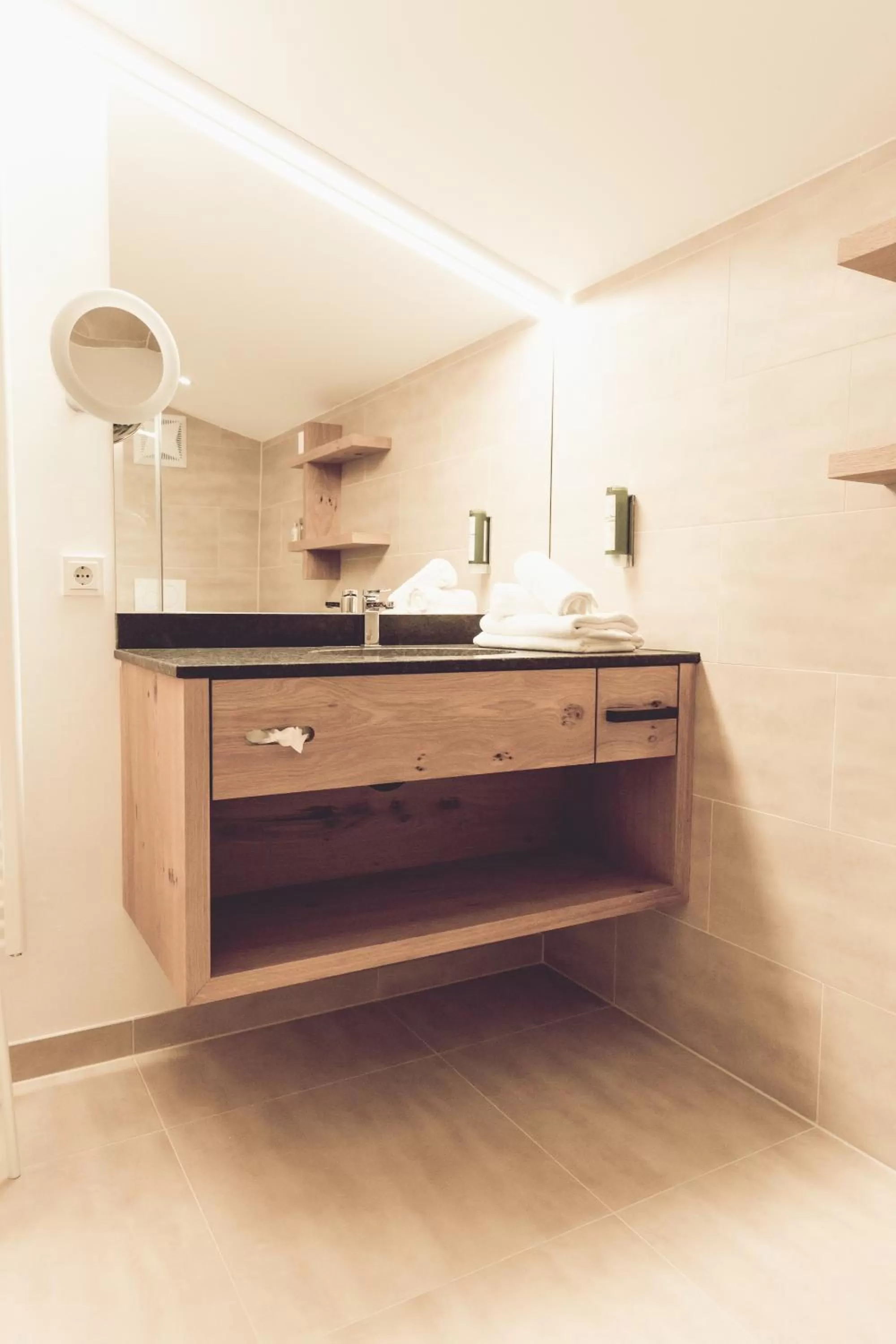 Superior Single Room - single occupancy in Sonnhof by Vitus Winkler