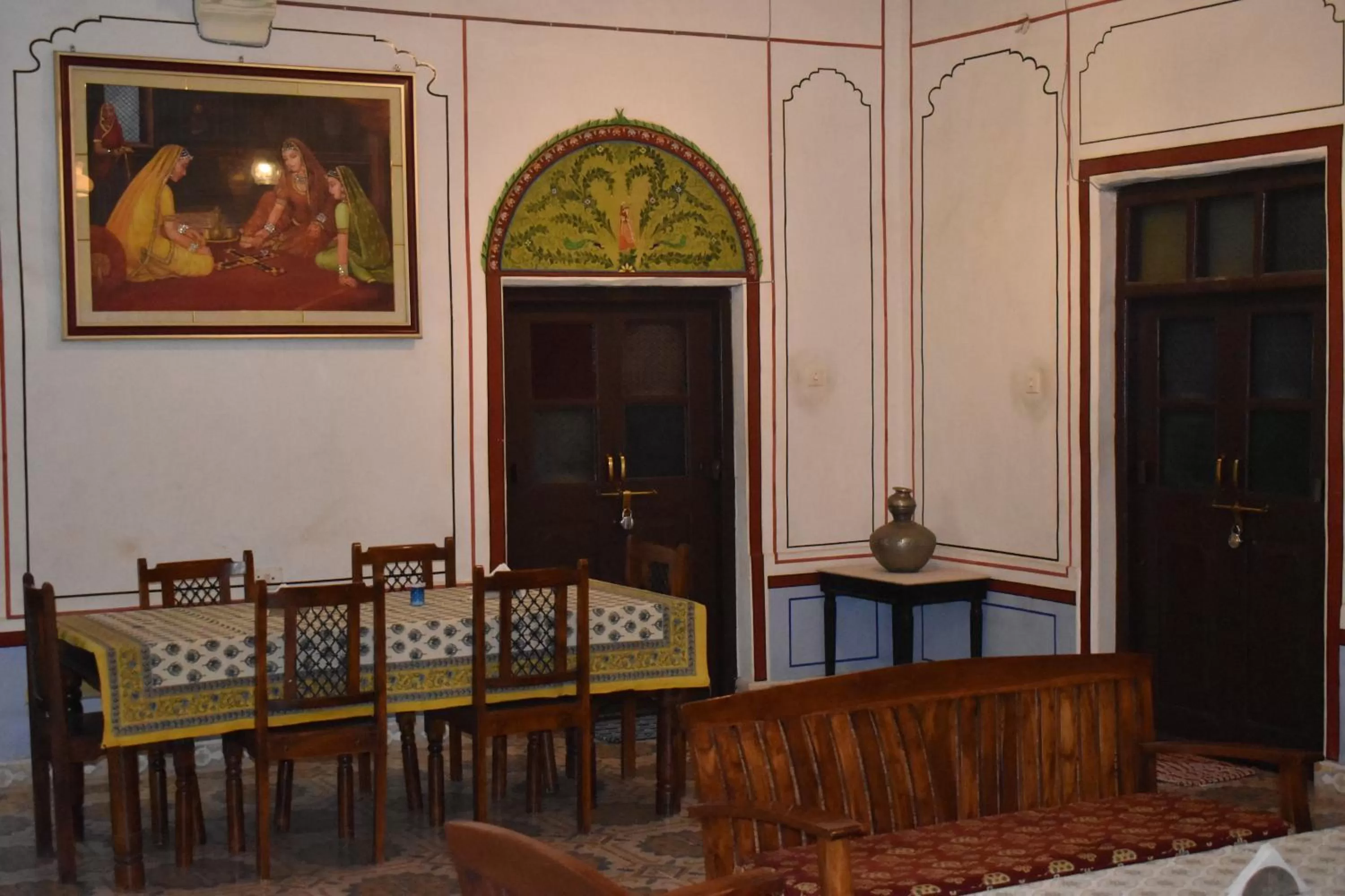 Lounge or bar in Hotel Nawal Sagar Palace - Bundi