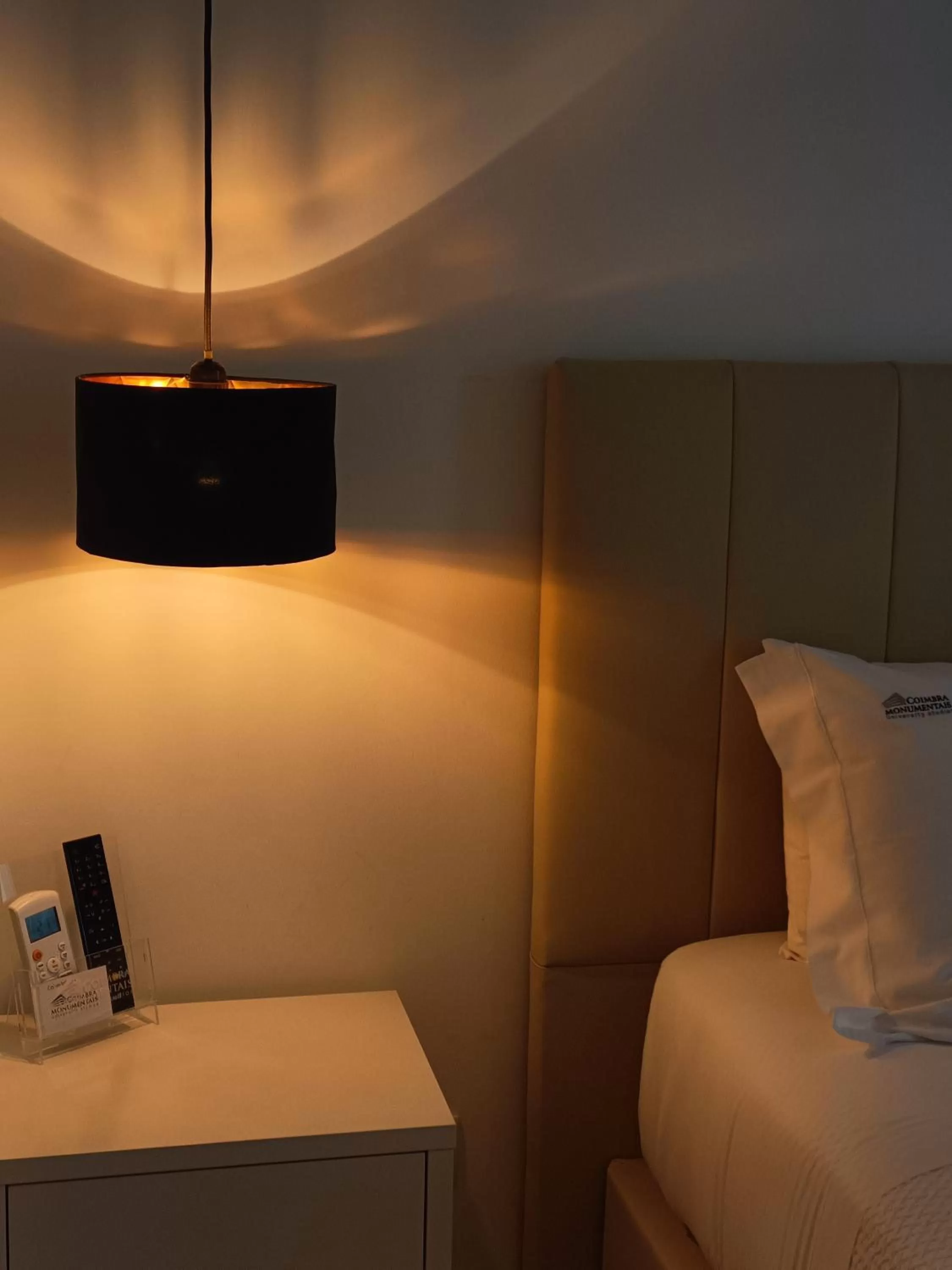 Bed in Coimbra Monumentais B&B