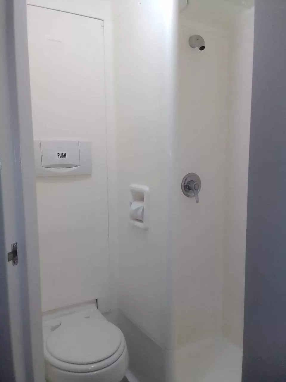 Shower in SUN1 Kimberley