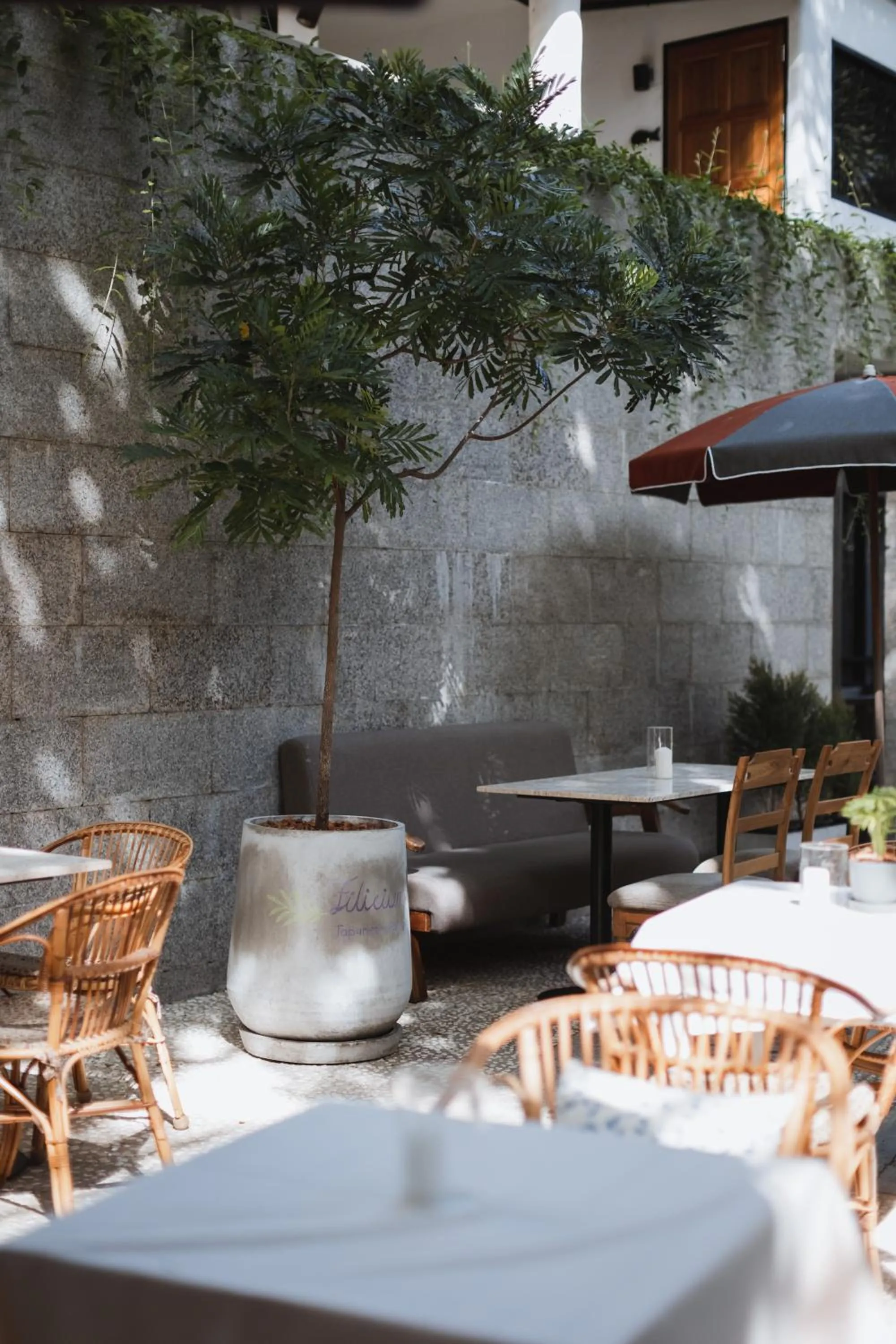 Restaurant/places to eat in Punnpreeda Beach Resort - SHA Plus Certified